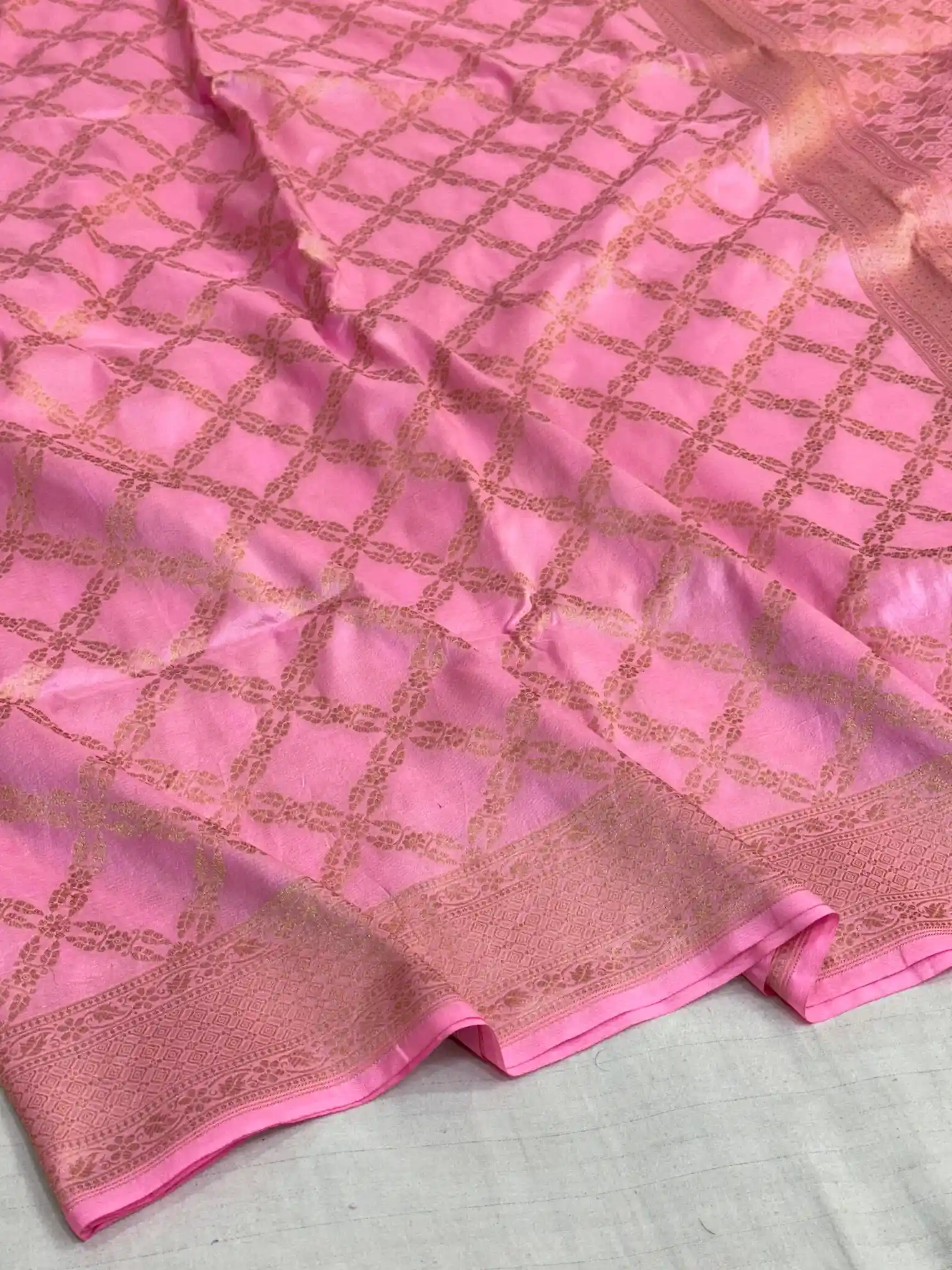 Baby pink jangla weave pure katan silk Banarasi saree - Image 4