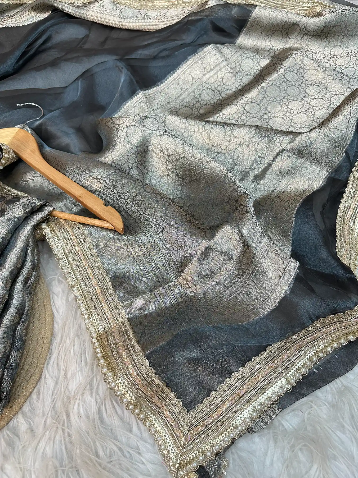 Black Pure Banarasi tissue silk saree with exclusive lacework and rich pallu - Image 4