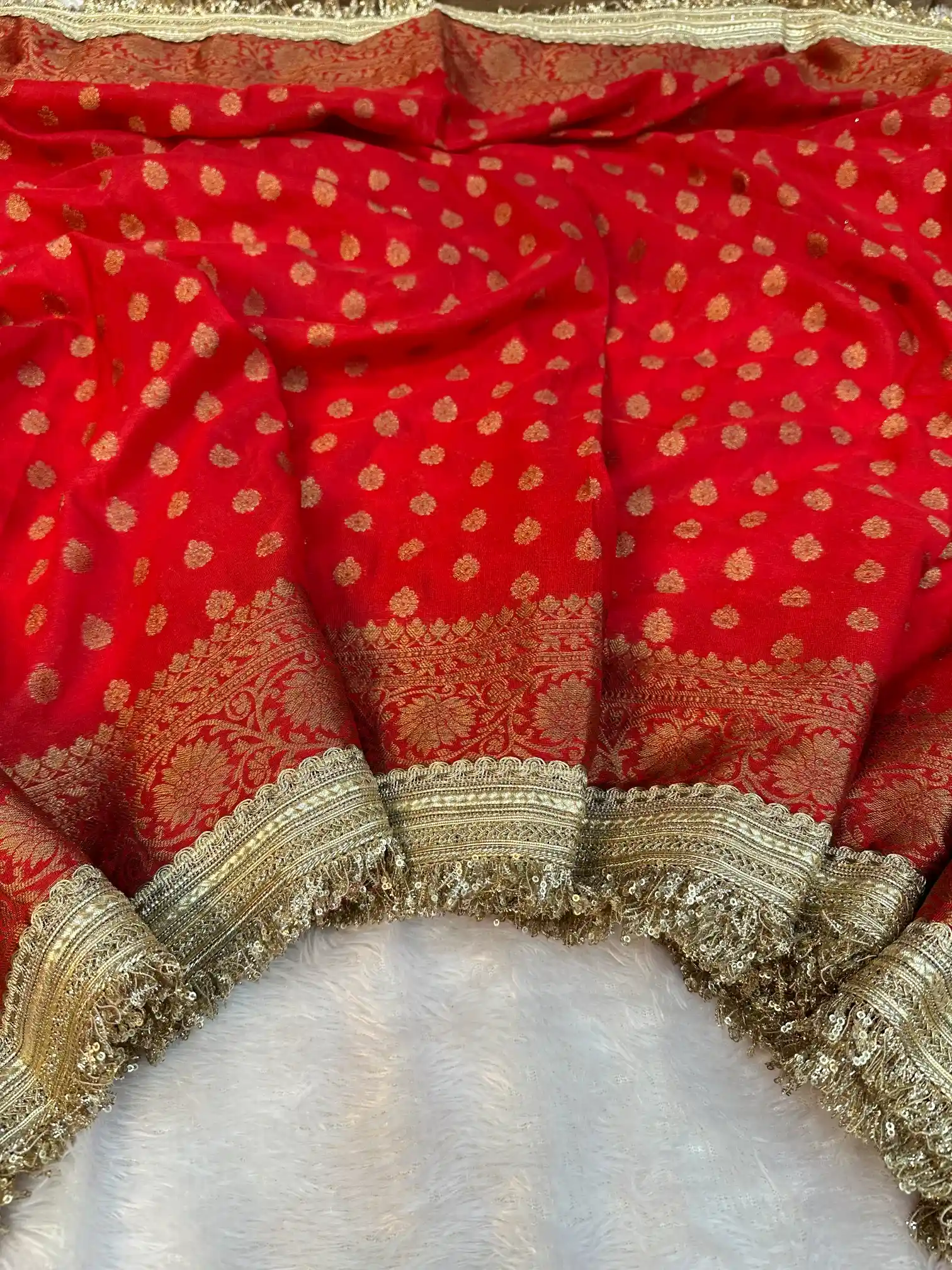 Bridal Red Georgette Silk Lace Work Banarasi Saree - Image 4
