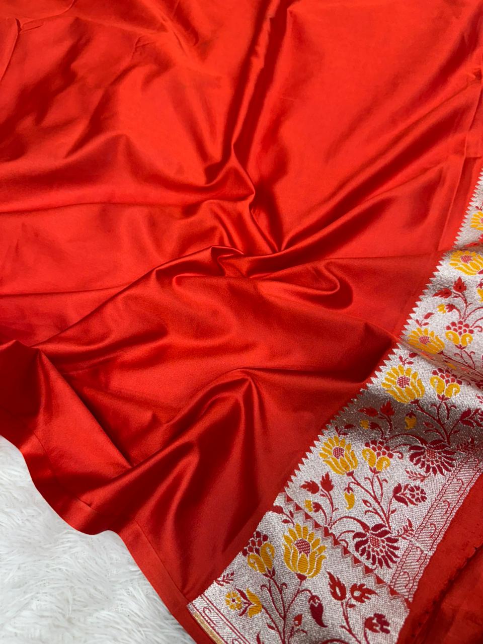 Bridal Red Mashru Katan Silk Paithani Banarasi Saree - Image 5