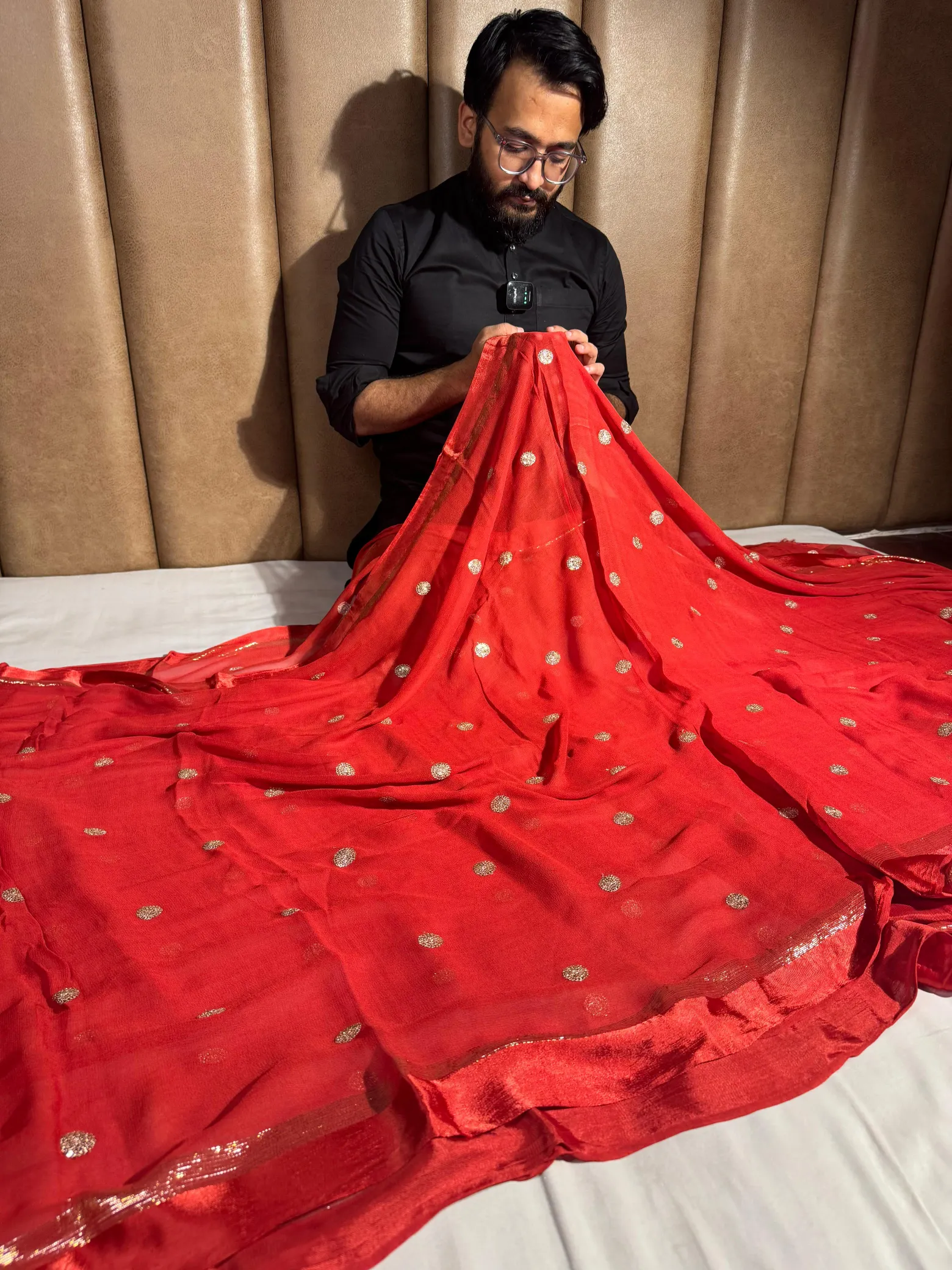Bridal Red Viscose Georgette Silk Banarasi saree - Image 3