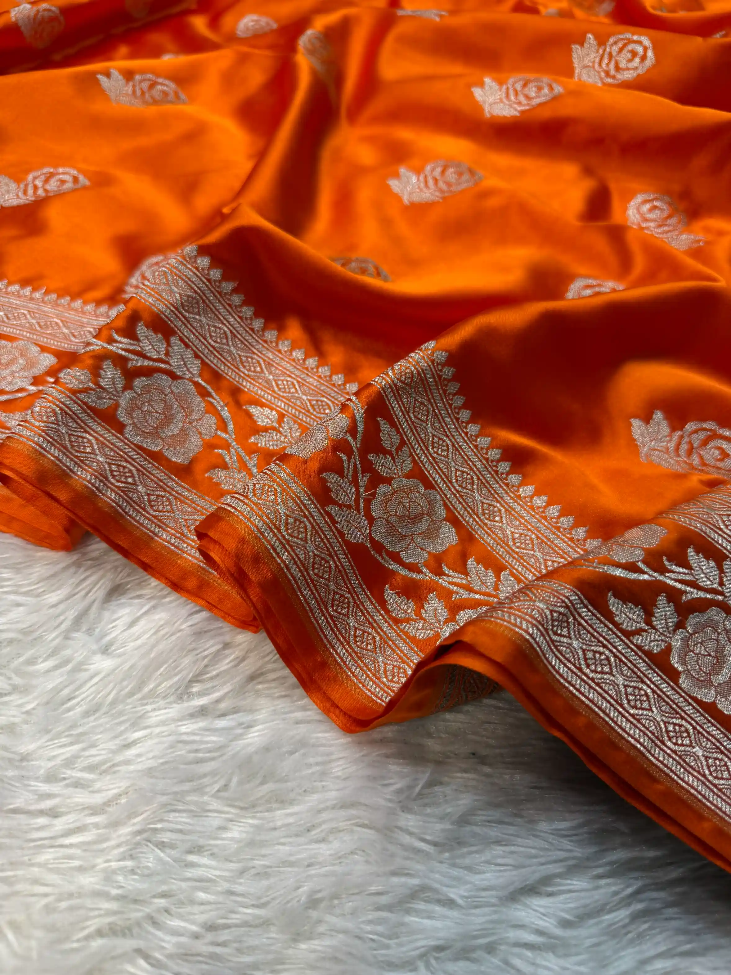 Bright Orange Mashru Katan Silk Golden Zari Floral Buta Banarasi Saree - Image 4