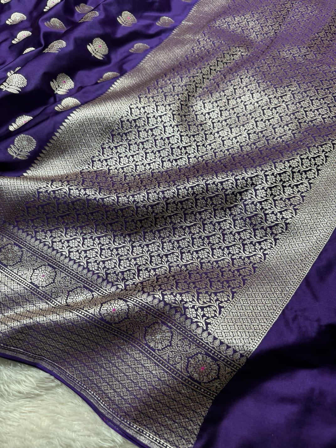 Bright Purple Mashru Katan Silk Meenakari Buta Banarasi Saree - Image 4