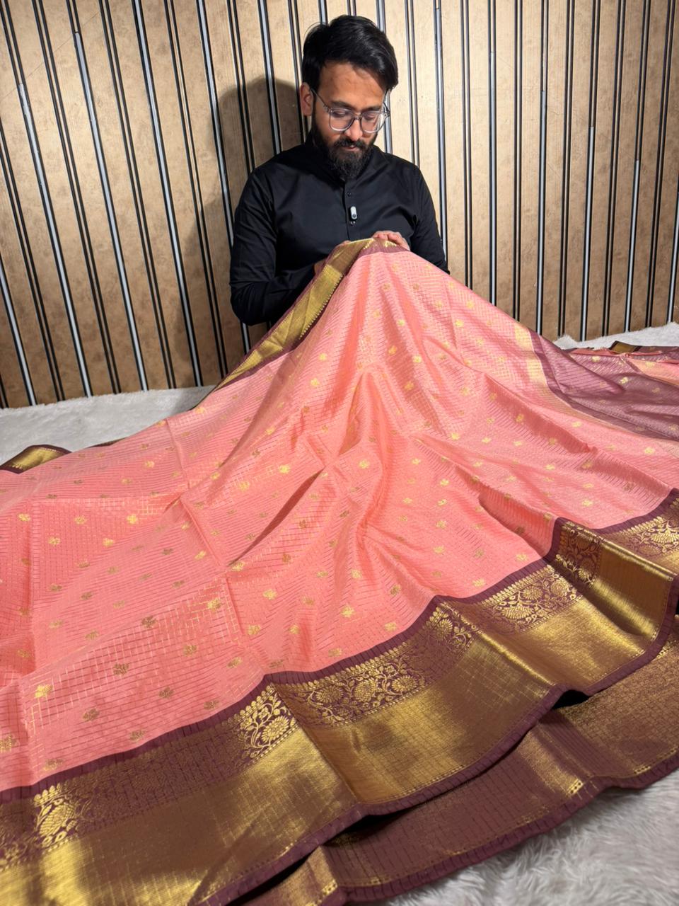 Cherry Peach Kanchi Silk Maheshwari Checks Banarasi Saree - Image 4