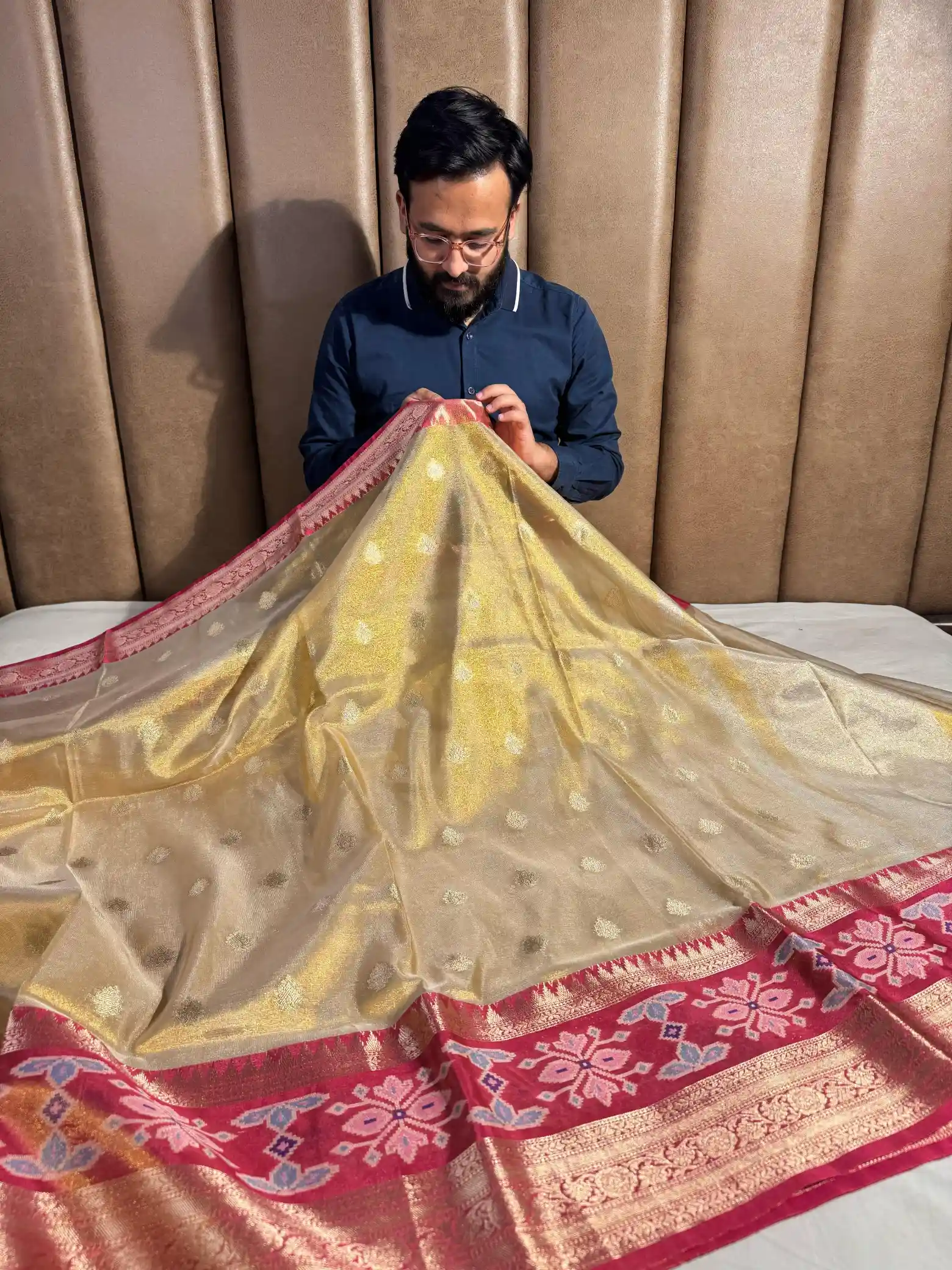 Copper Contrast Tissue Silk Buti Banarasi Saree