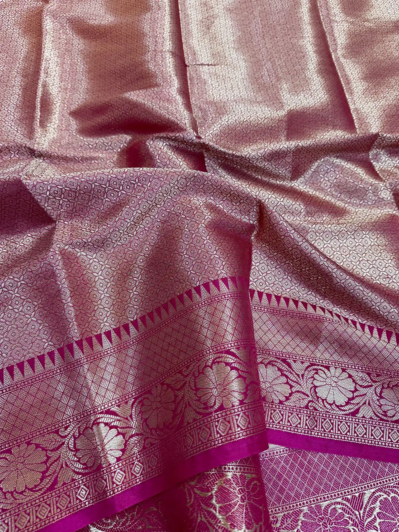 Dark Cream Chiniya Silk Banarasi Saree - Image 4