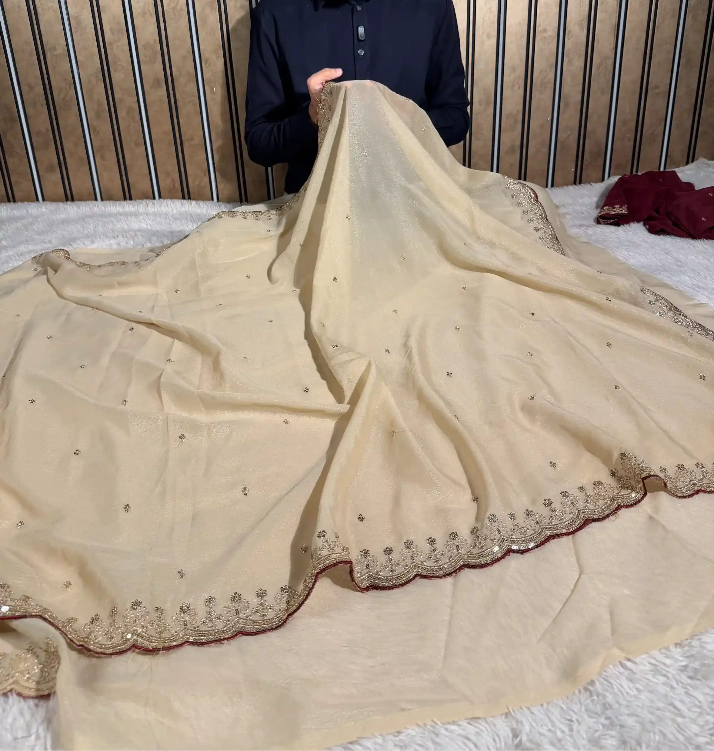 Dark Cream Georgette Tissue Silk Designer Banarasi Saree - Image 2