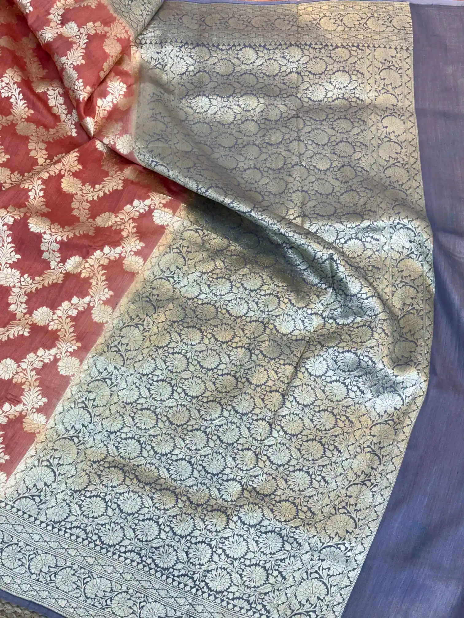 Dark Peach Contrast Munga Silk Banarasi Saree - Image 2