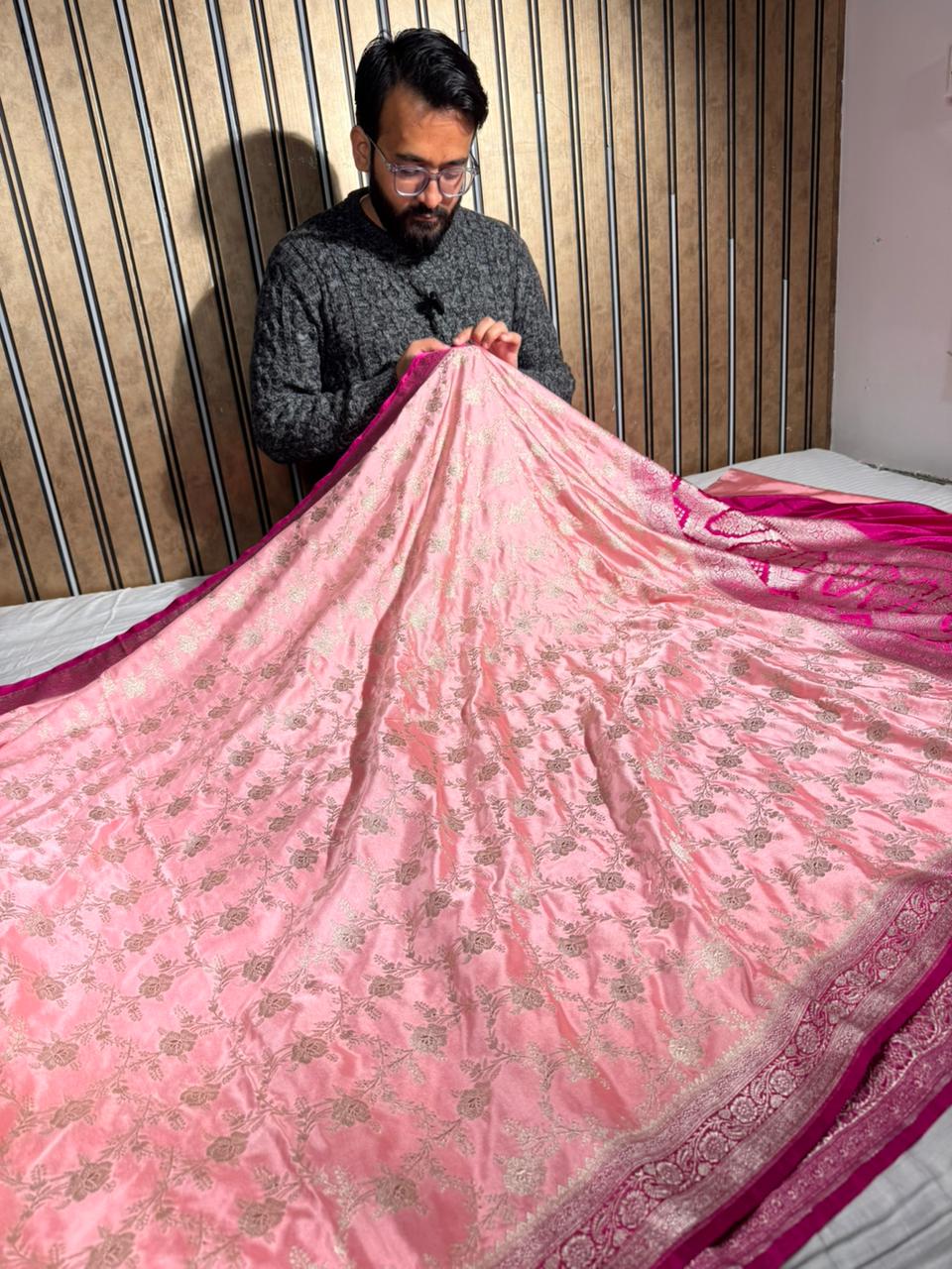 Dark Peach Mashru Katan Silk Leheriya Banarasi Saree - Image 3