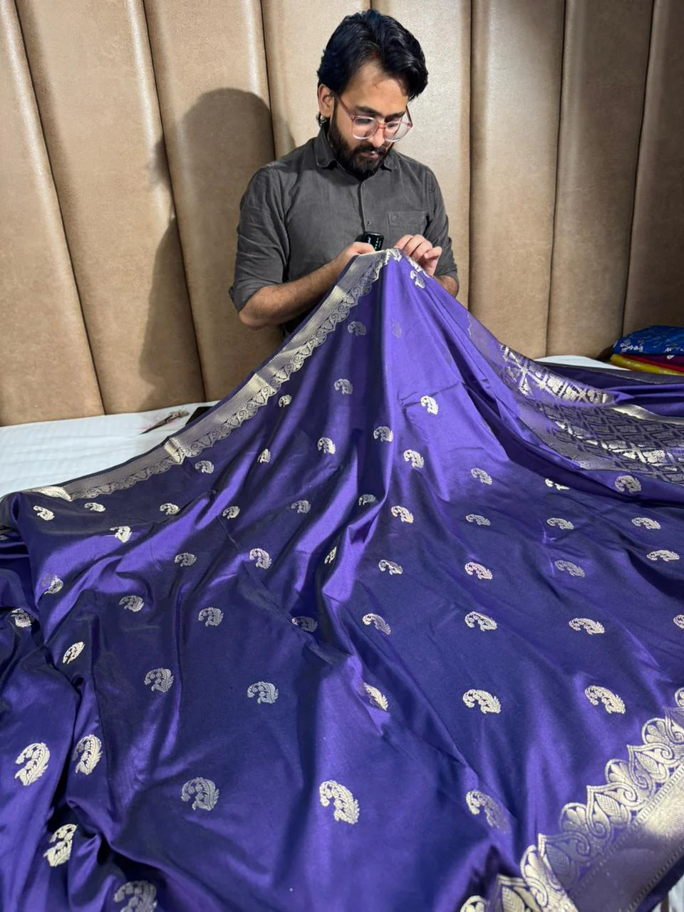 Deep Purple Banarasi Semi Katan Silk Saree with Rich Pallu and Blouse - Image 3