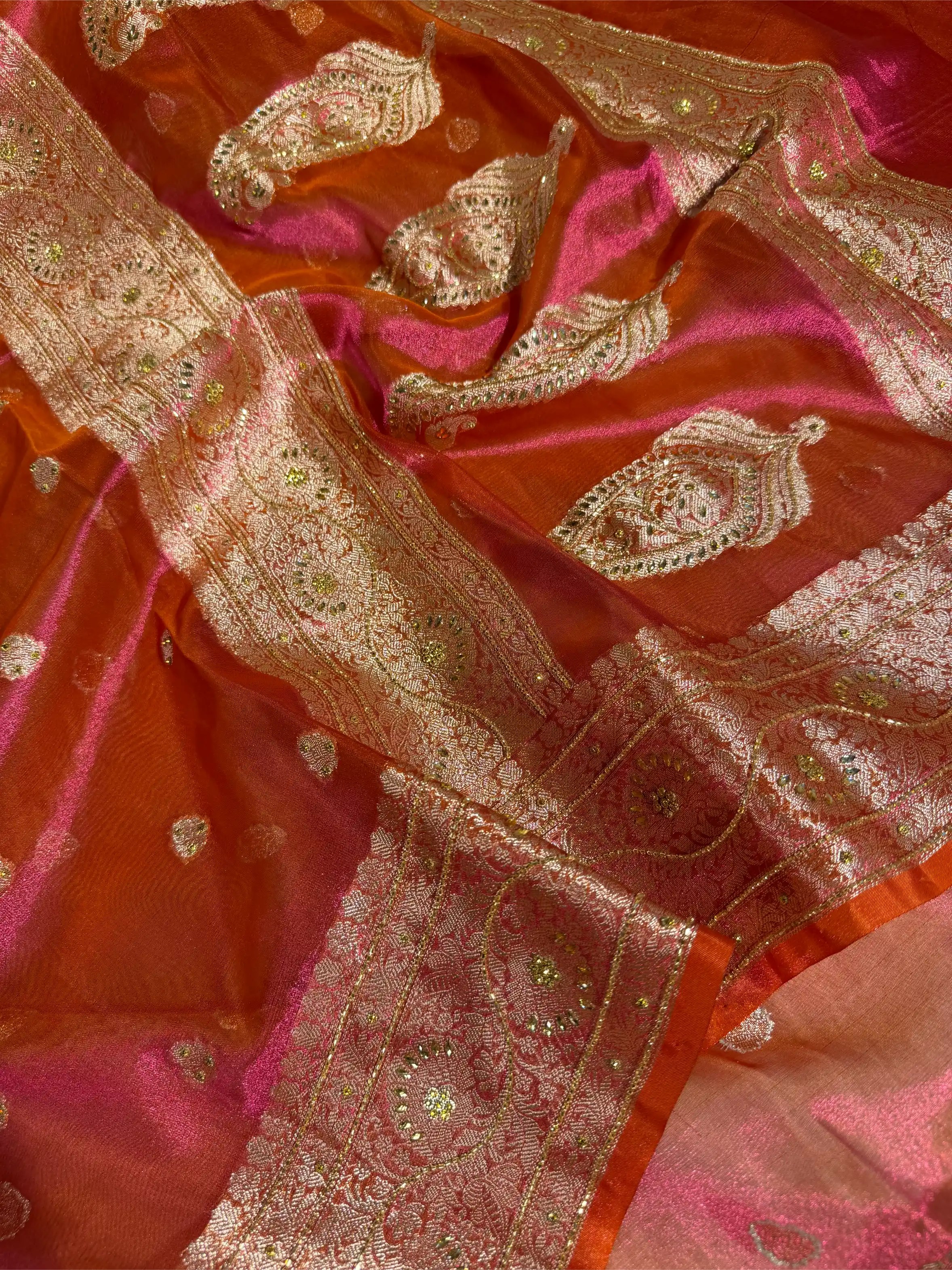 Dhoop Chaon Pink Heritage Tissue Silk Handwork Banarasi Saree - Image 2