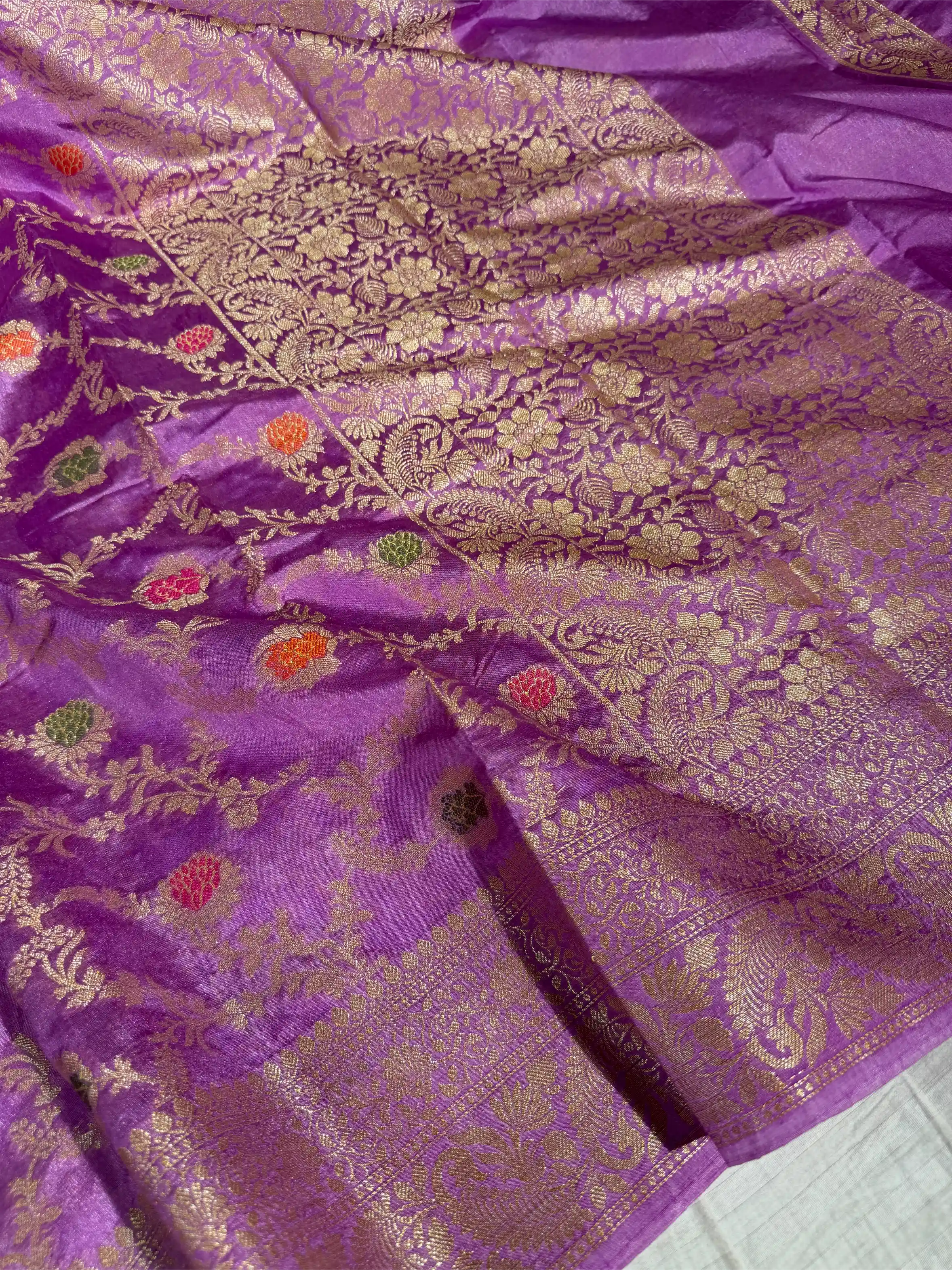 Dusty Lavender Warm Silk Floral Meenakari Banarasi Saree - Image 2