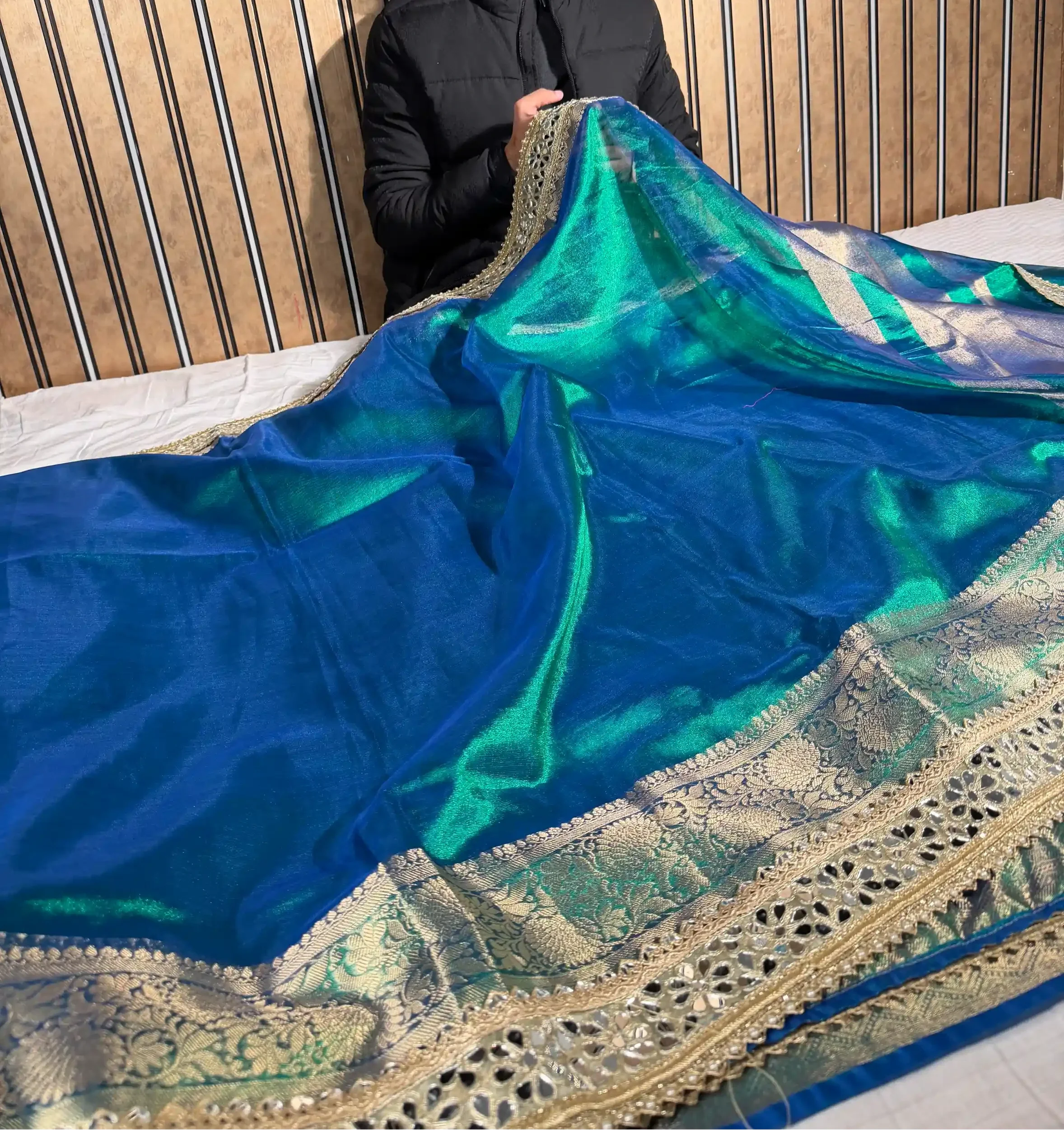 Eccentric Peacock Tissue Silk Mirror Work Banarasi Saree - Image 3
