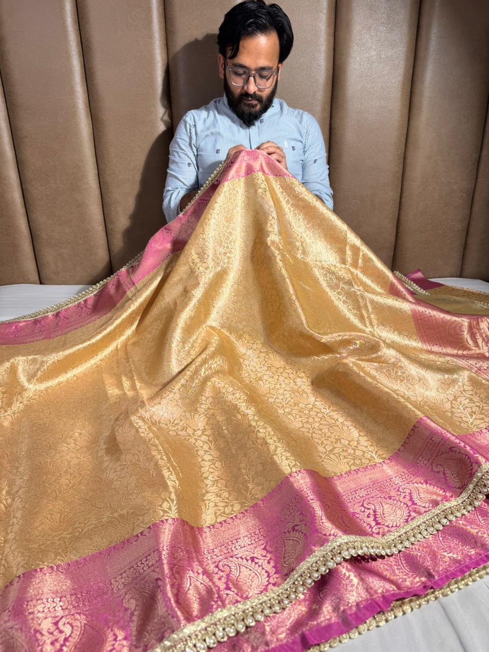 Golden Embossed Tissue Silk Lace Work Banarasi Saree - Image 2