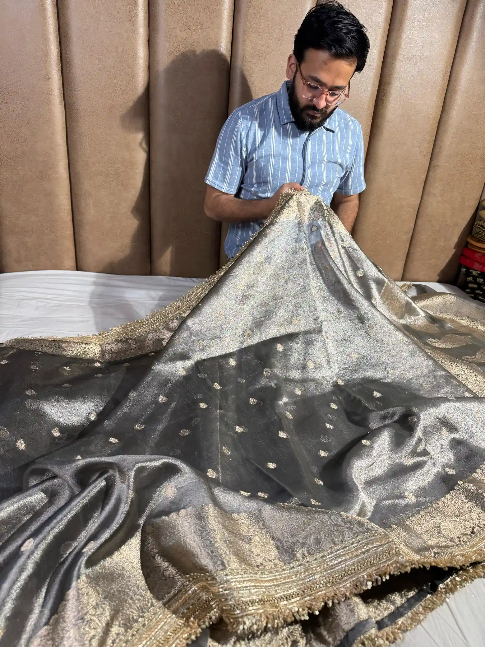 Gray Premium Tissue Silk Saree with Exclusive Lace Work - Image 3