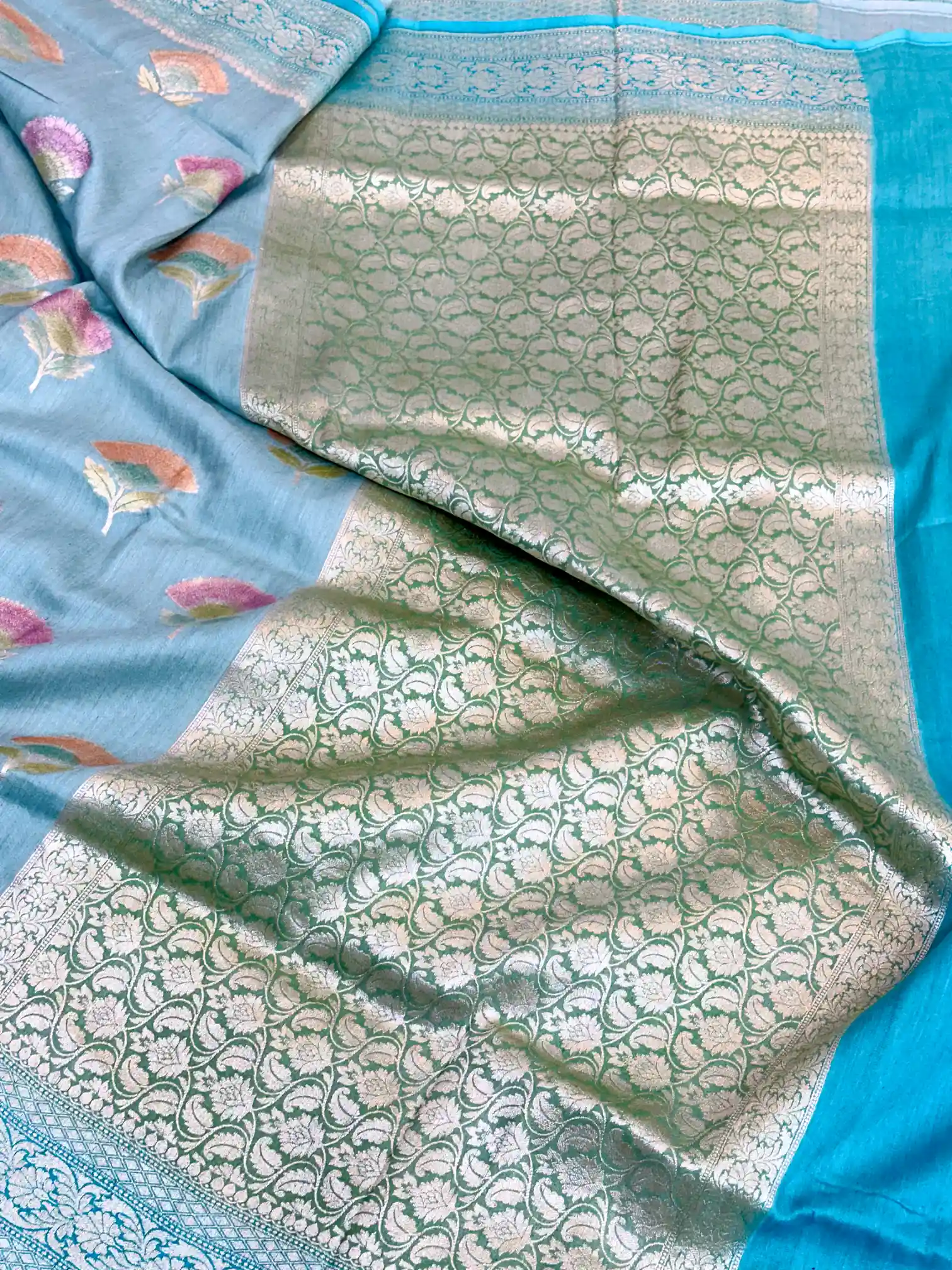 Handbrush Dyed Buta Munga Silk Banarasi Saree - Image 2