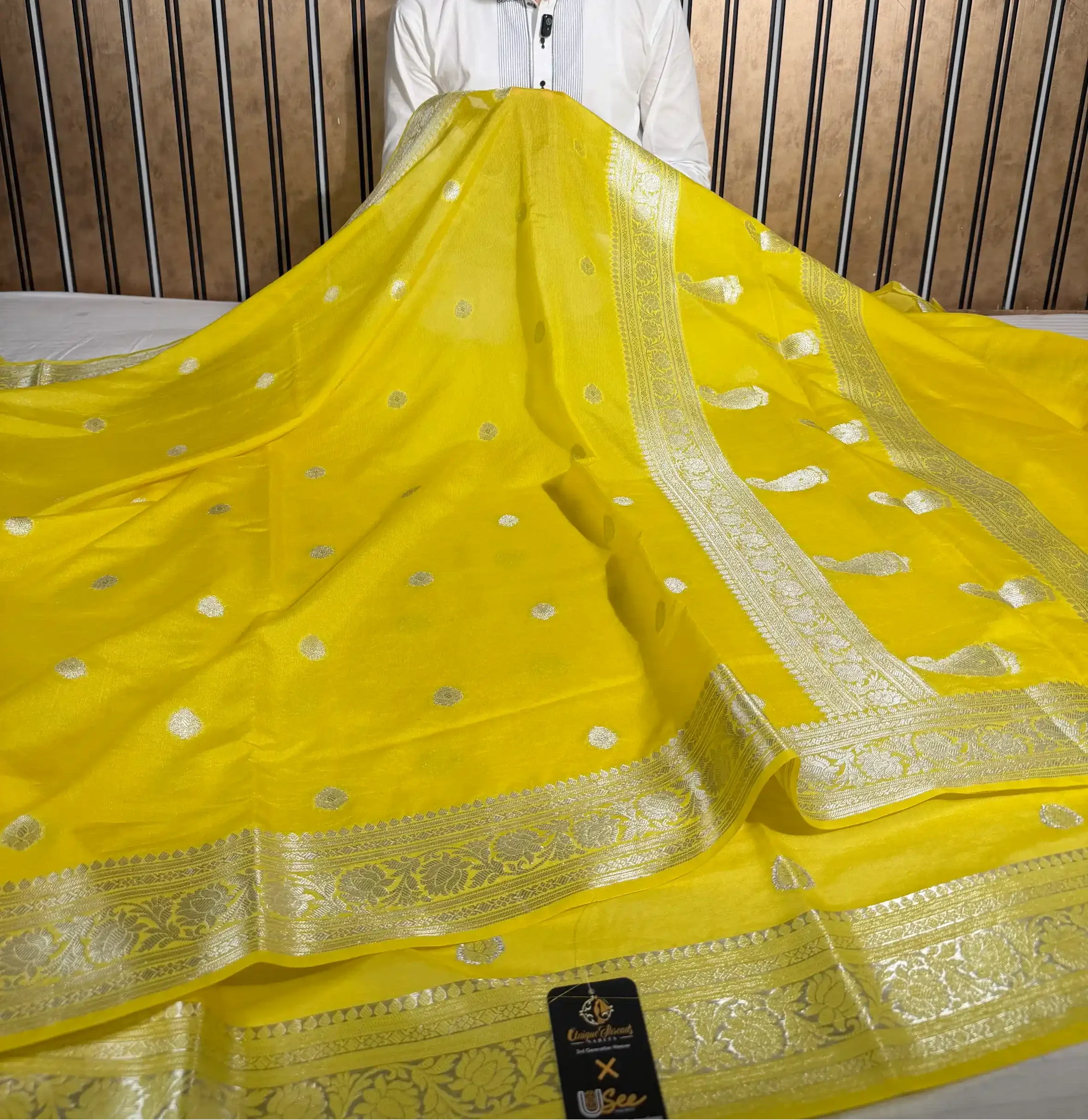 Lemon Yellow Soft Georgette Khaddi Buti Banarasi Saree