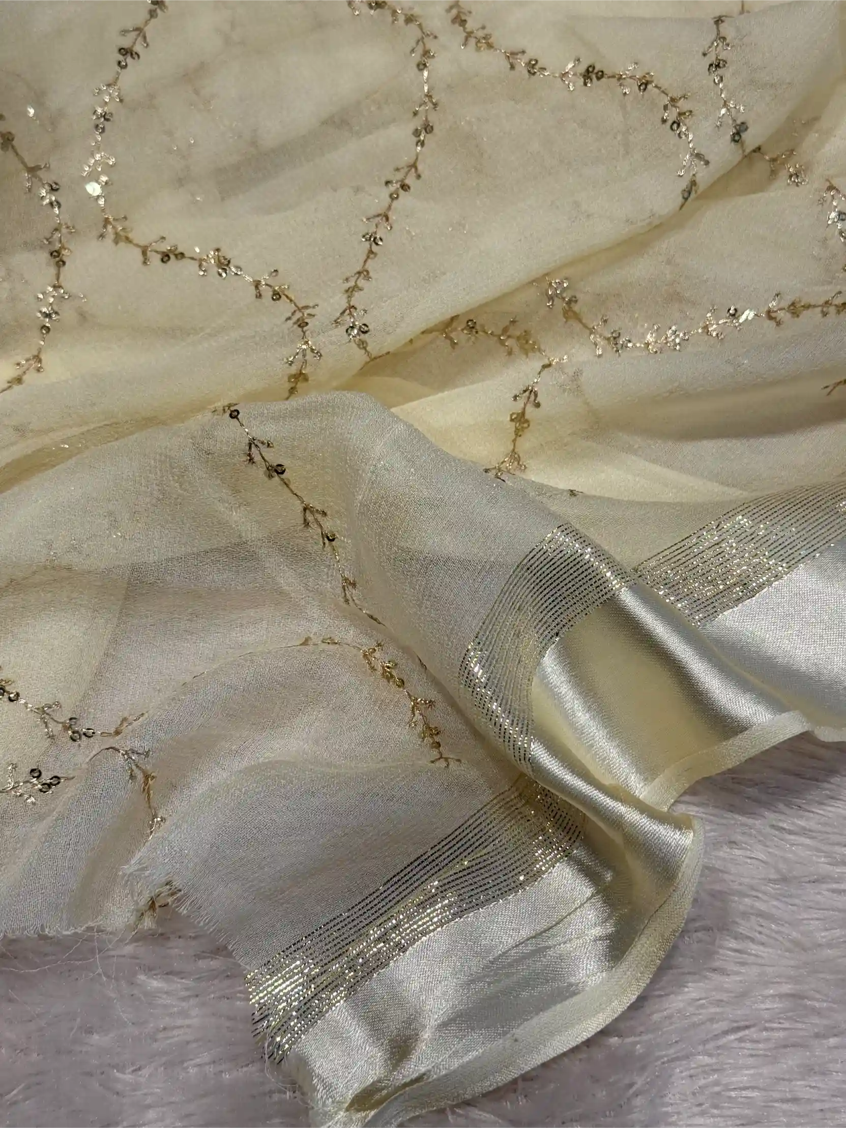 Light Cream Viscose Georgette Silk Embroidered Work Banarasi Saree - Image 5