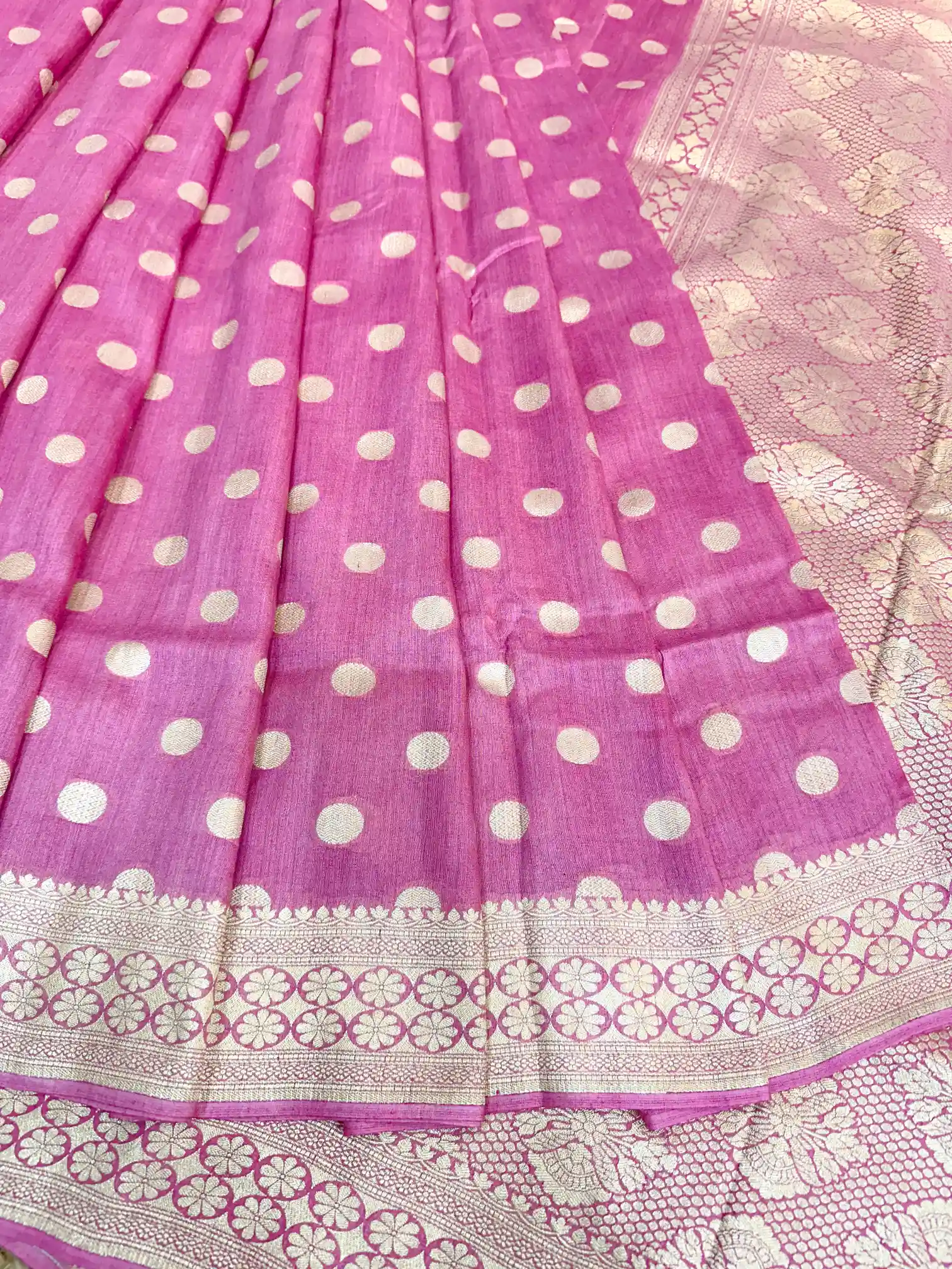 Light Lavender Shade Pure Munga Silk Saree - Image 2