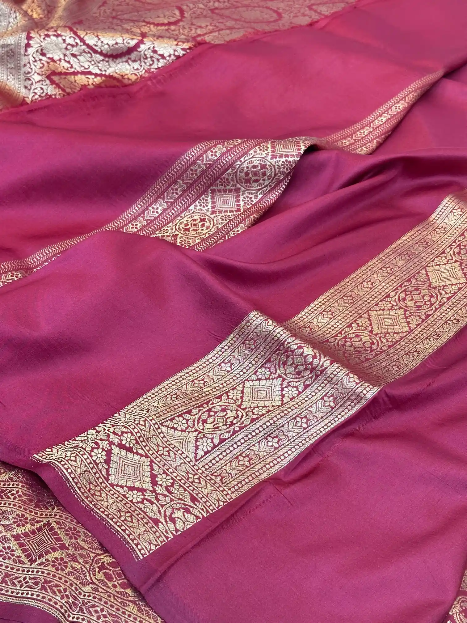 Maroon shade brocade weave pure katan silk saree - Image 5