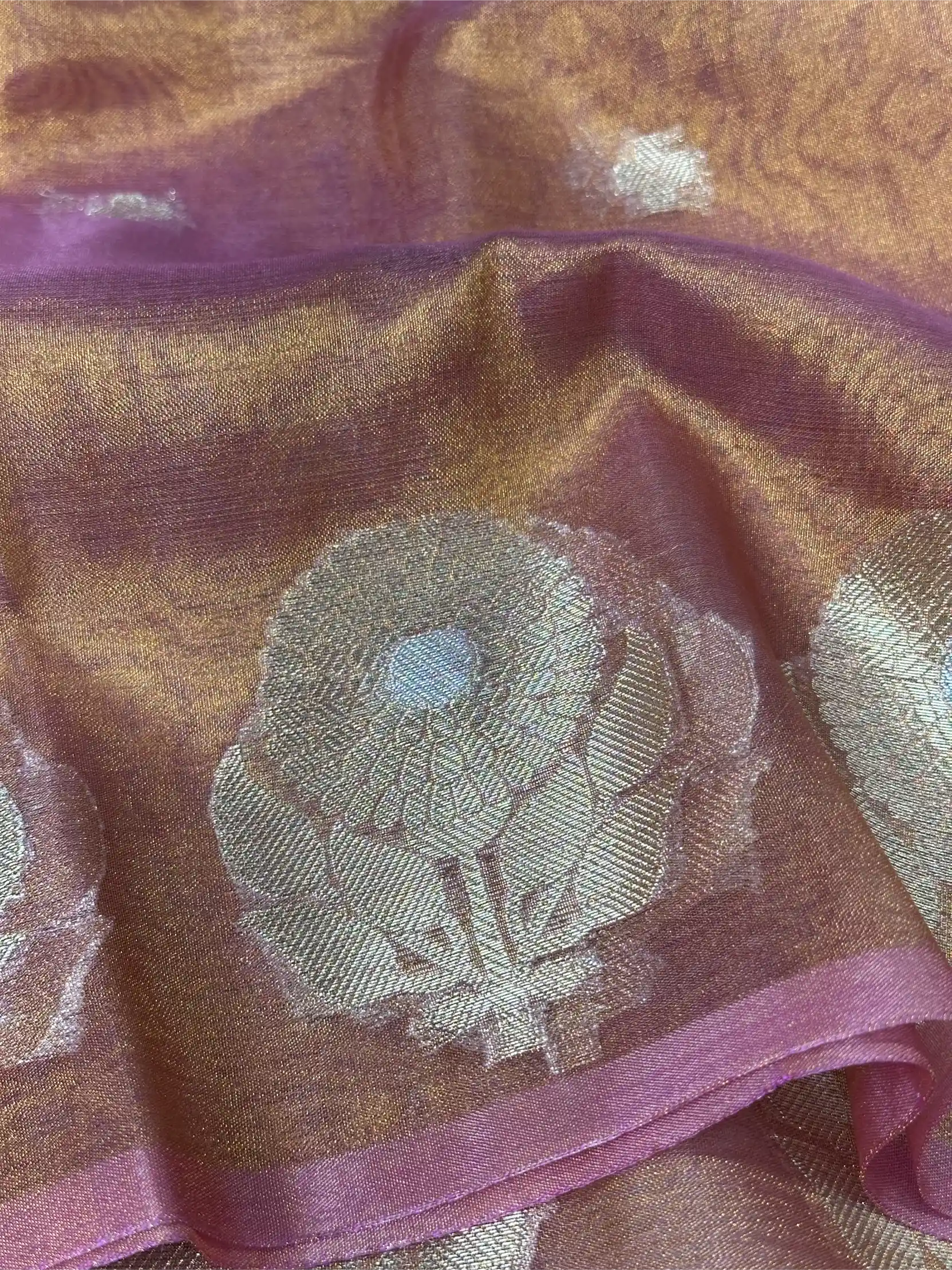 Metallic Barbie Pink Kora Tissue Silk Dhoop Chaun Weave Contemporary Banarasi Saree - Image 2