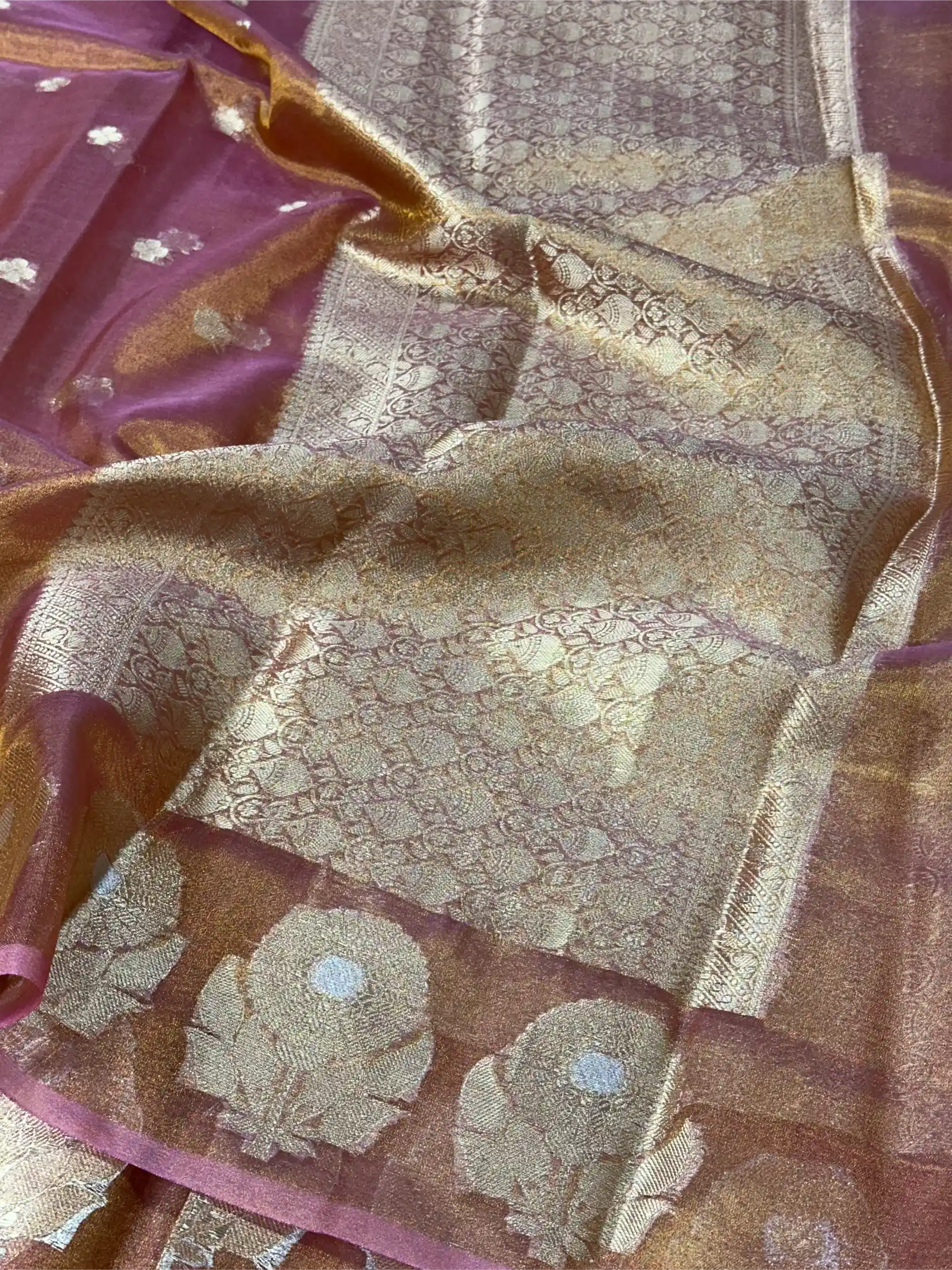 Metallic Barbie Pink Kora Tissue Silk Dhoop Chaun Weave Contemporary Banarasi Saree - Image 3