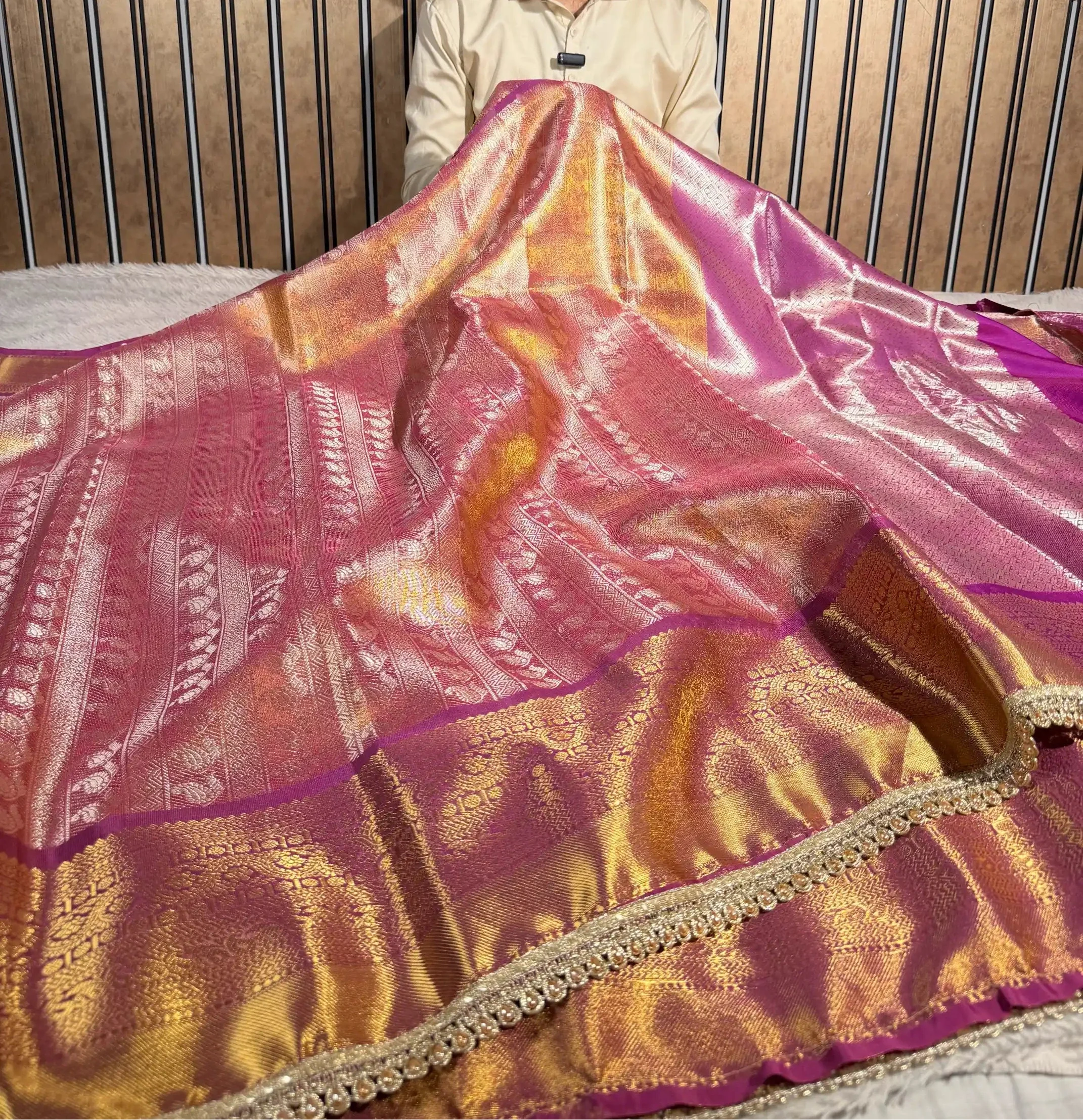 Metallic Kanjivaram Tissue Silk Designer Lace Work Saree
