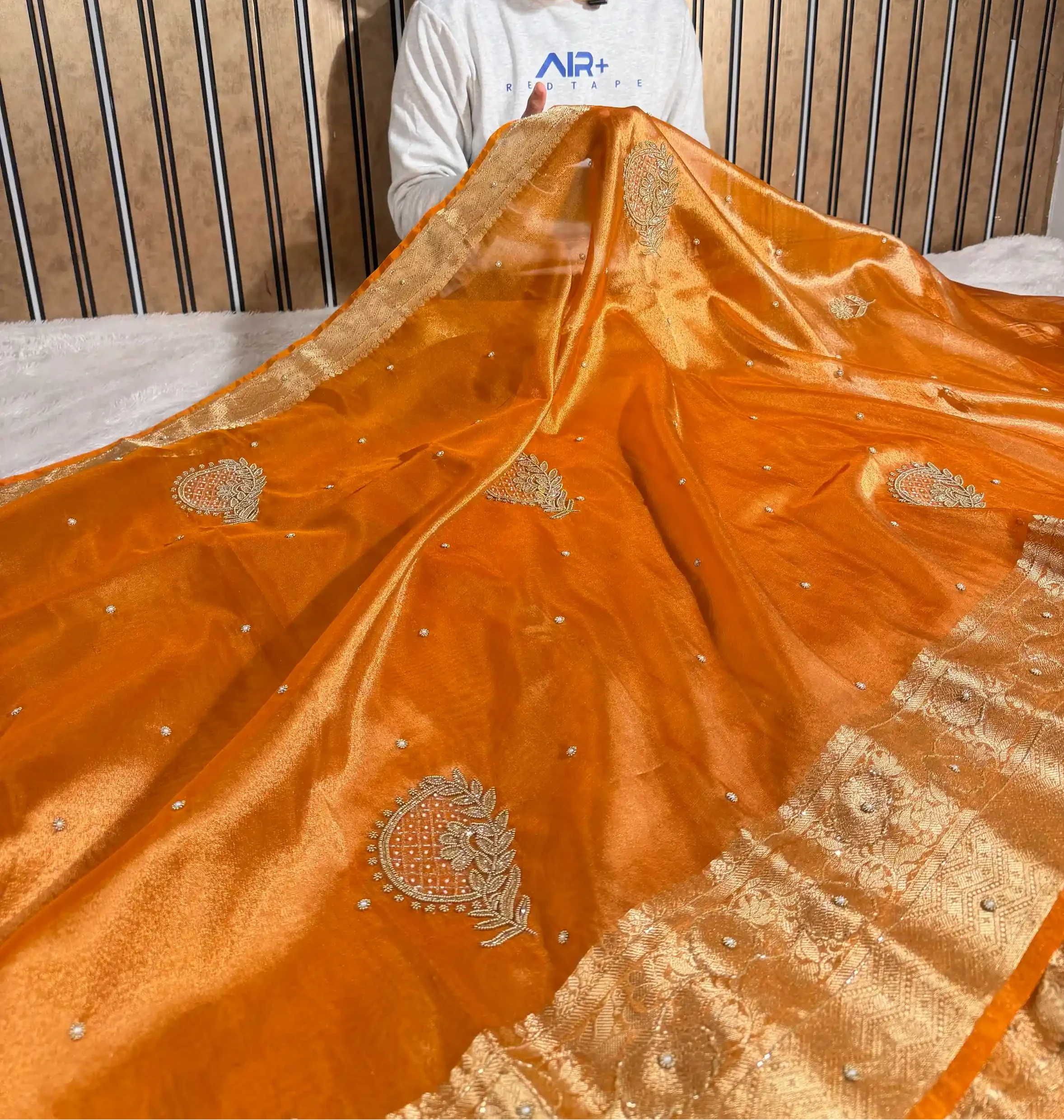 Metallic Orange Tissue Silk Premium Handwork Banarasi Saree - Image 3
