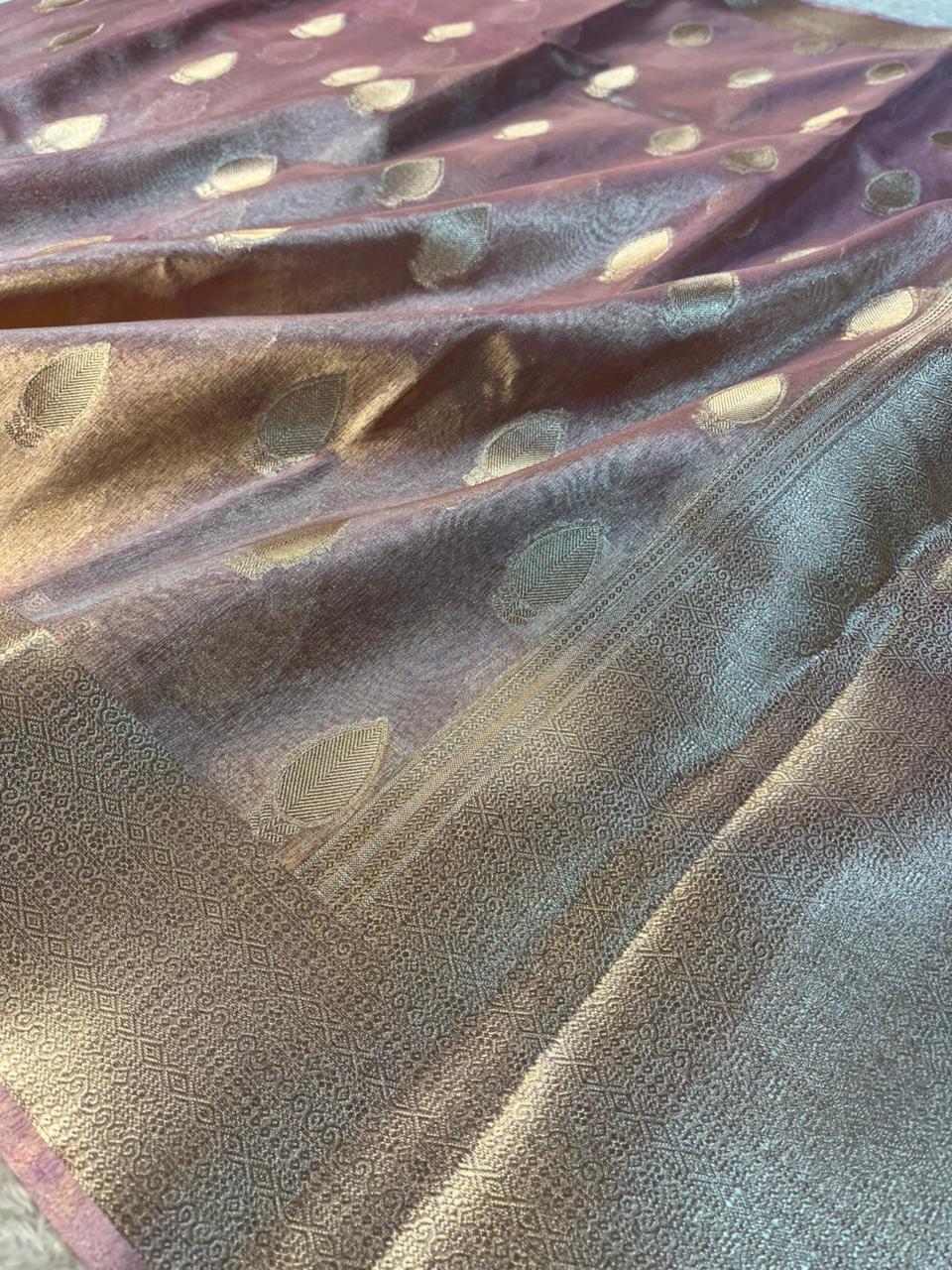 Metallic Pink Kora Tissue Silk Traditional Jacquard Weave Banarasi Saree - Image 2
