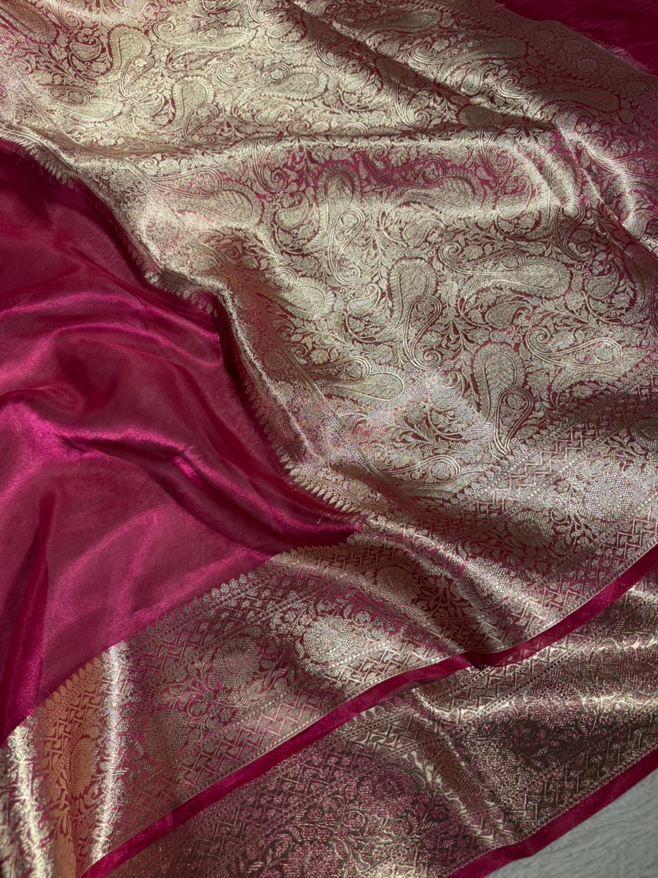 Metallic Rani Pink Pure Tissue Silk Banarasi Saree - Image 2