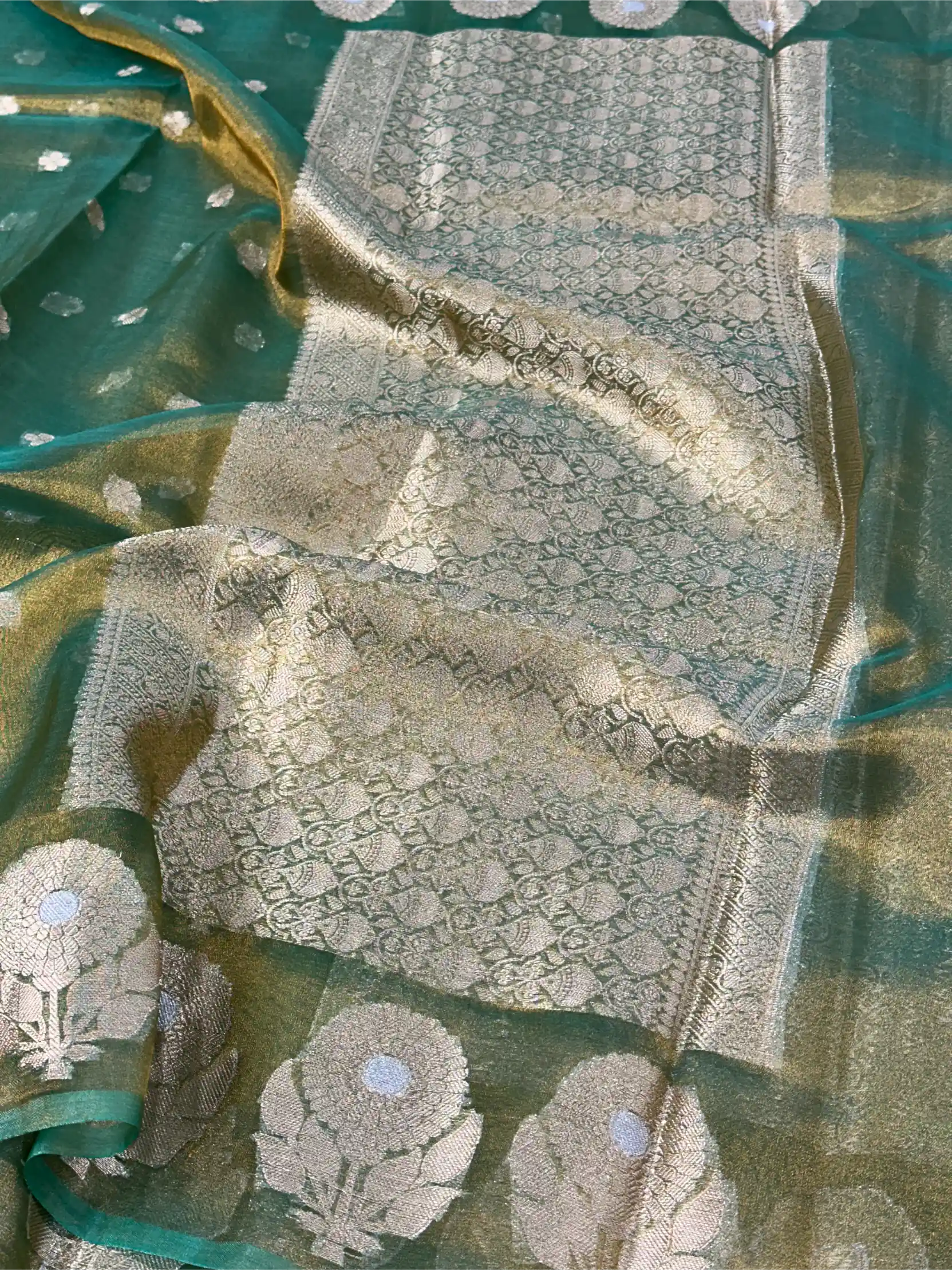Metallic Sea Green Kora Tissue Silk Dhoop Chaun Weave Contemporary Banarasi Saree - Image 3