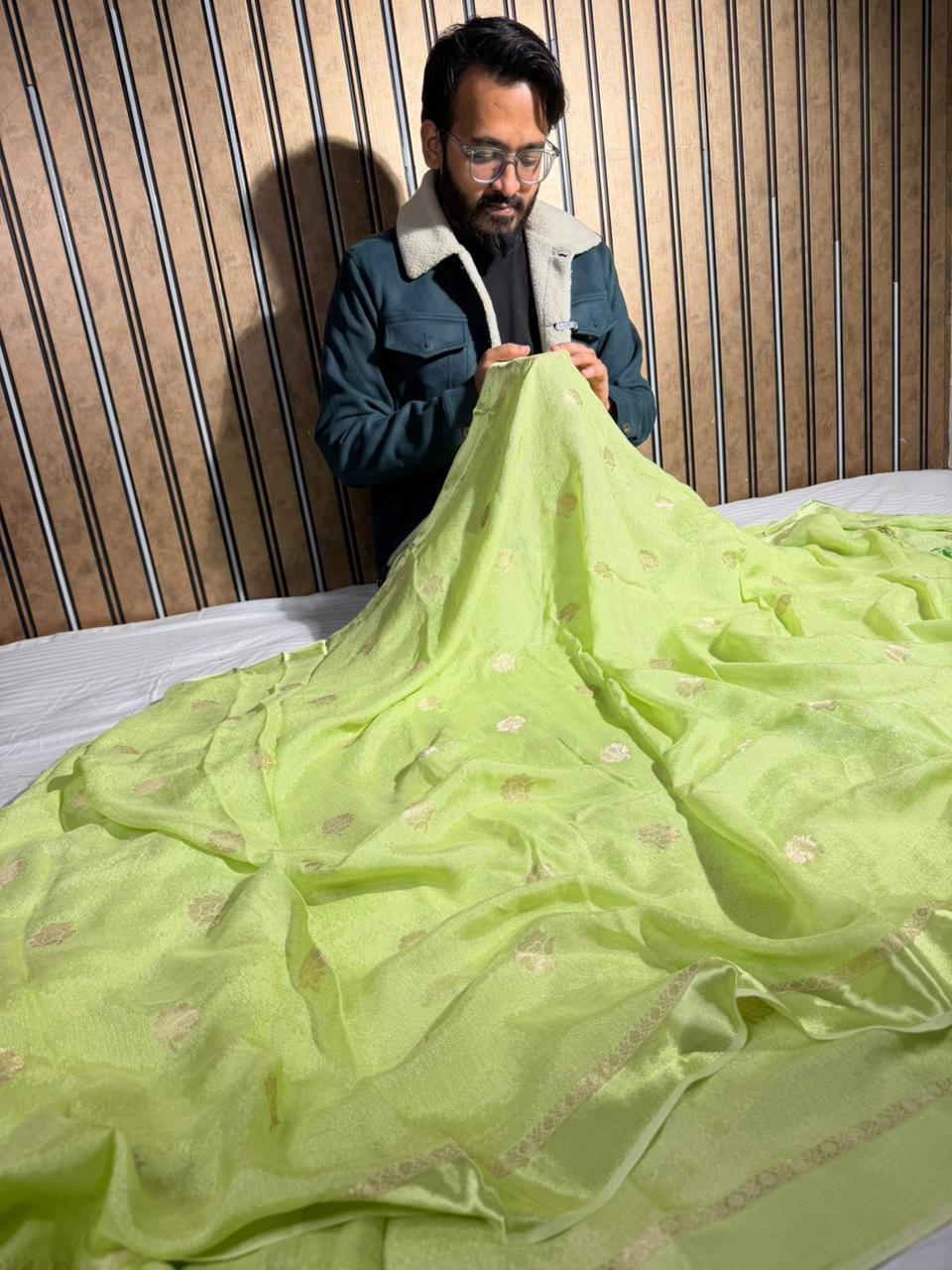 Mint Green Viscose Georgette Silk Traditional Buta Banarasi Saree - Image 3