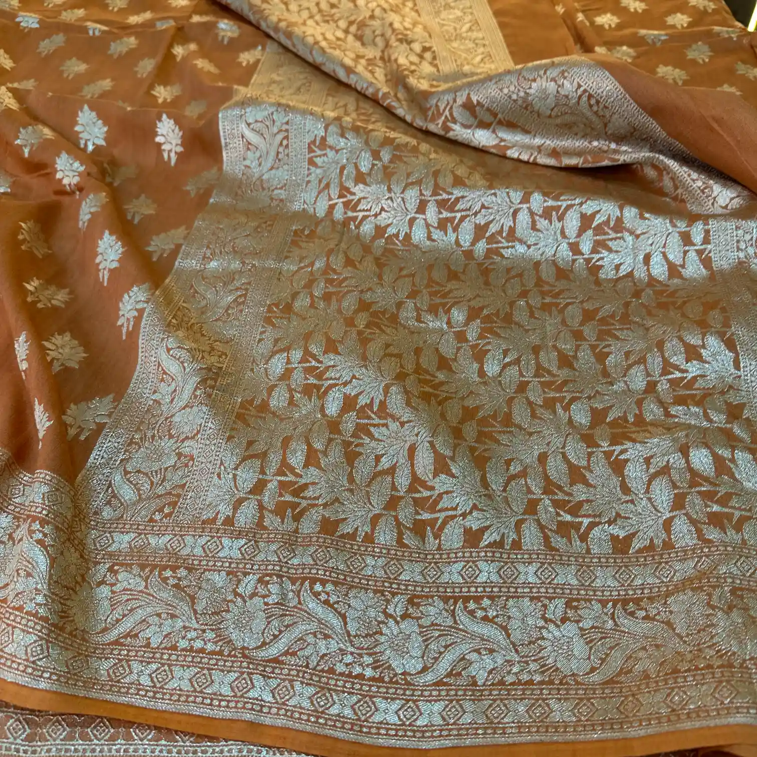 Mustard Yellow Buta Munga Silk Banarasi Saree - Image 4