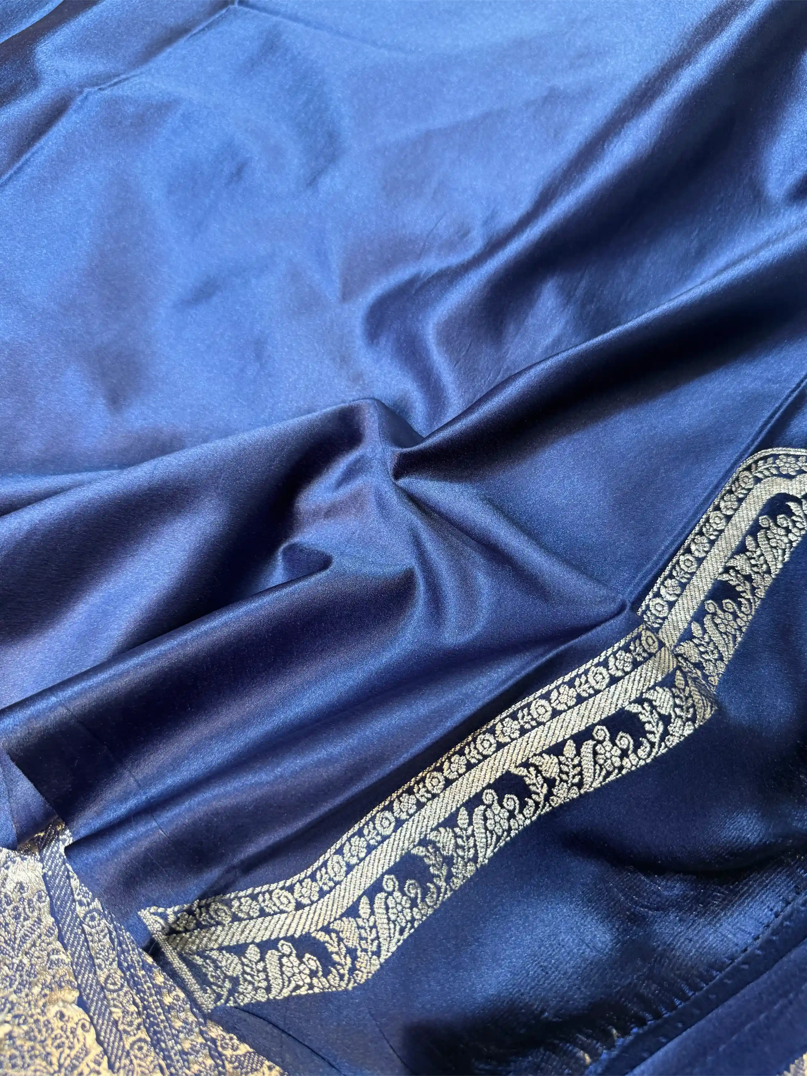 Navy Blue Heritage Mashru Katan Banarasi Saree - Image 4