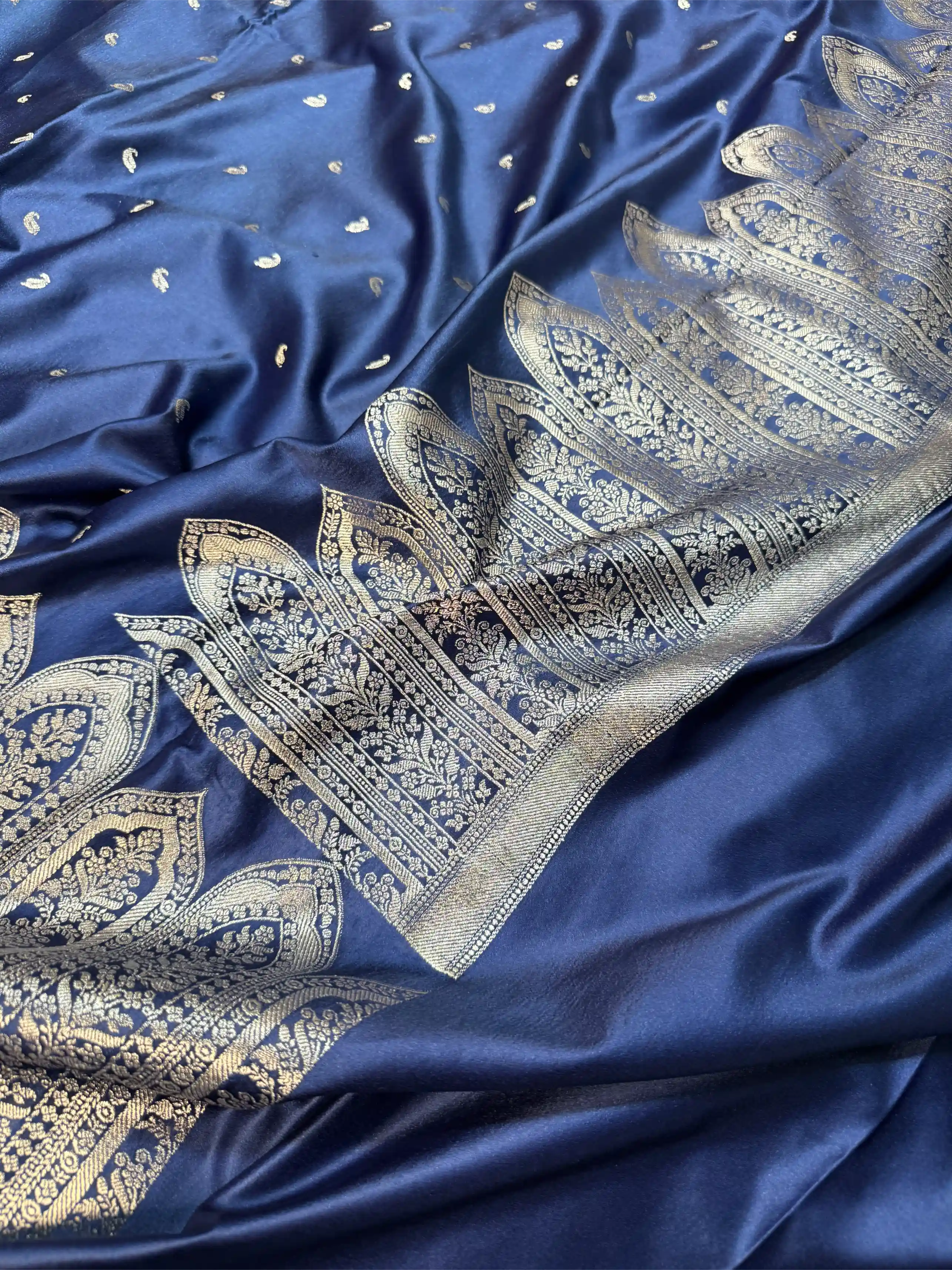 Navy Blue Heritage Mashru Katan Banarasi Saree - Image 5