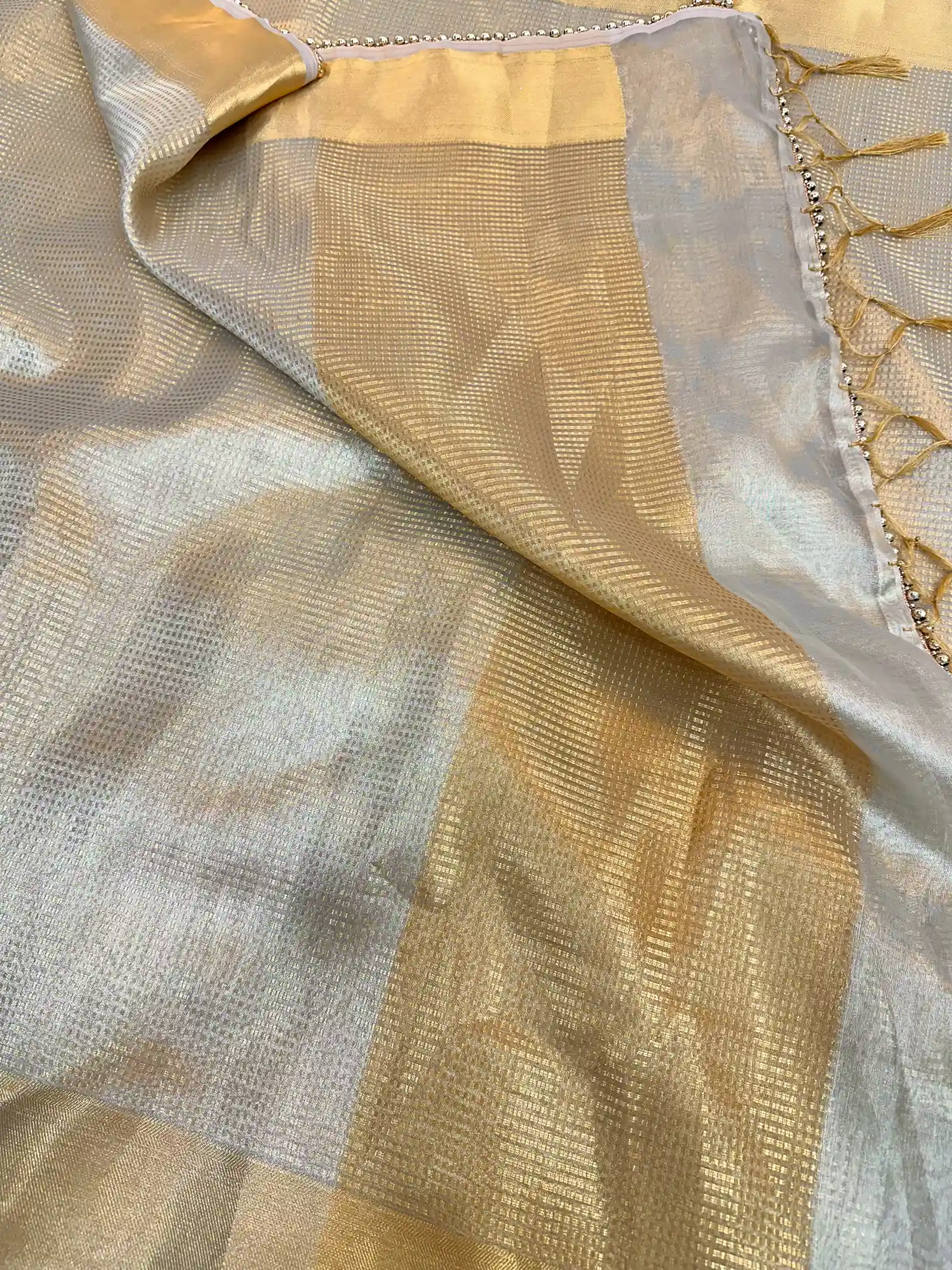 Nayanthara Ma’am Inspired Tissue Silk Moti Lace Attached Saree - Image 3