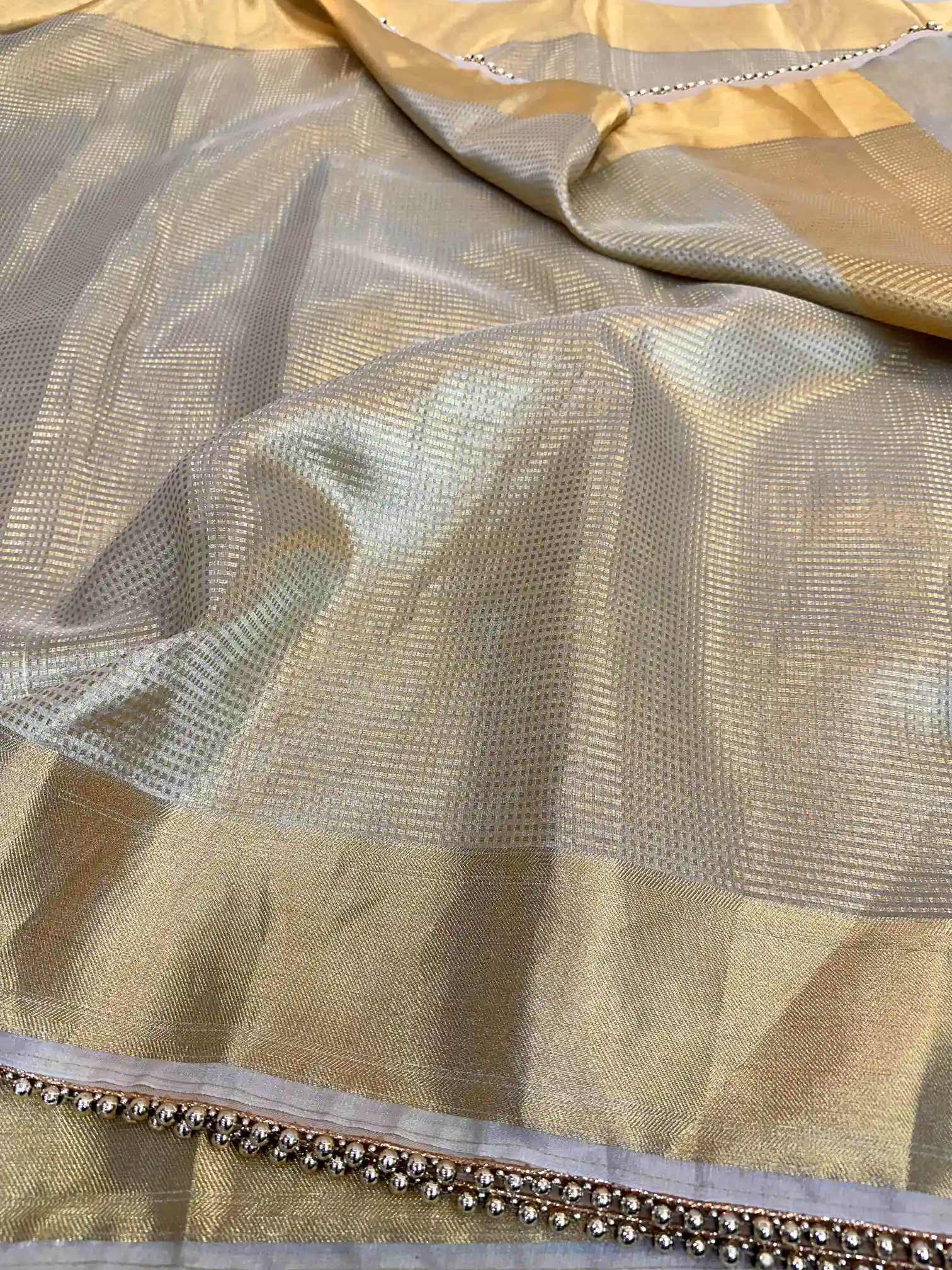 Nayanthara Ma’am Inspired Tissue Silk Moti Lace Attached Saree - Image 4