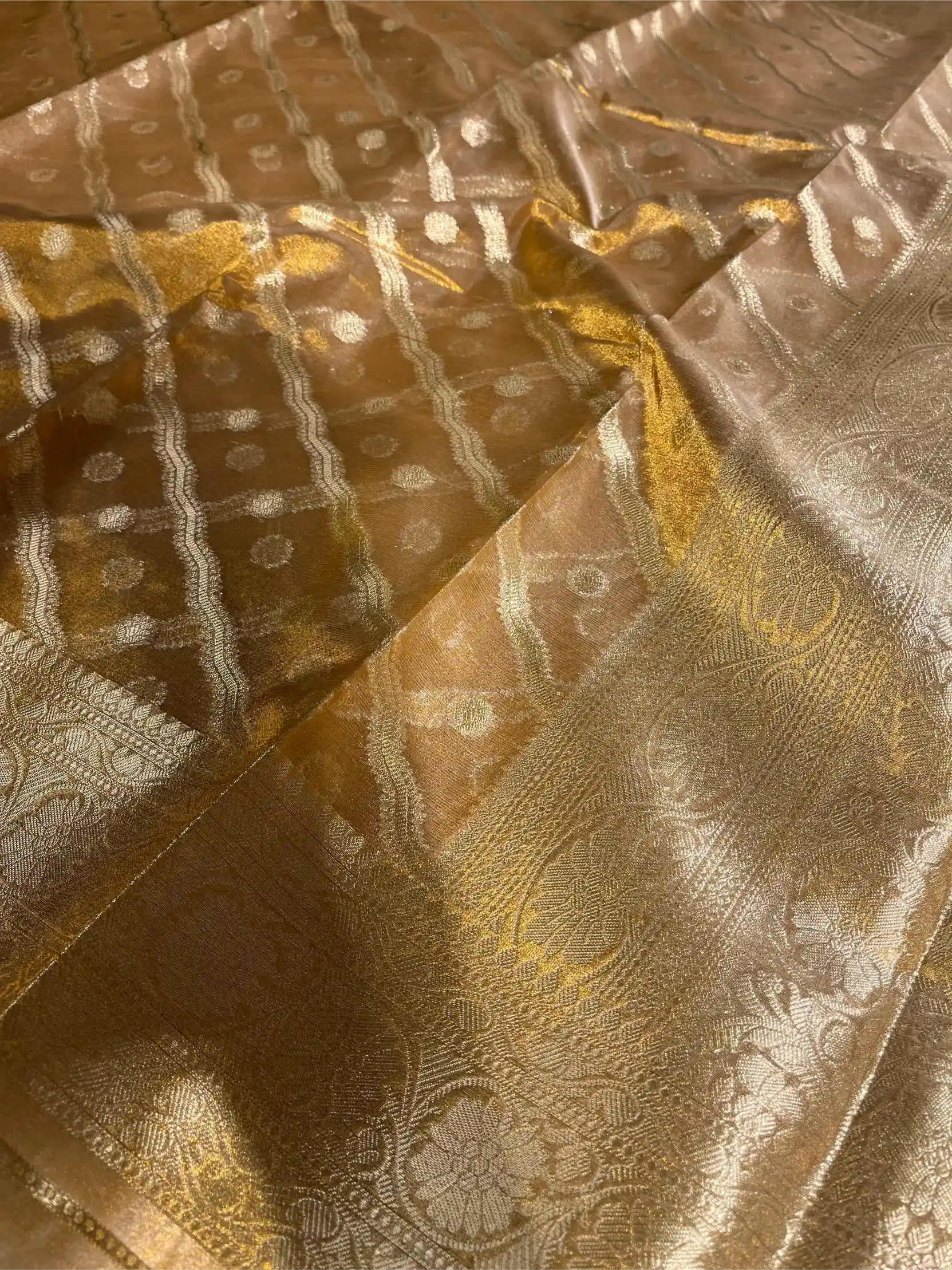 Never Seen Copper Tissue Silk Leheriya Banarasi Saree - Image 3