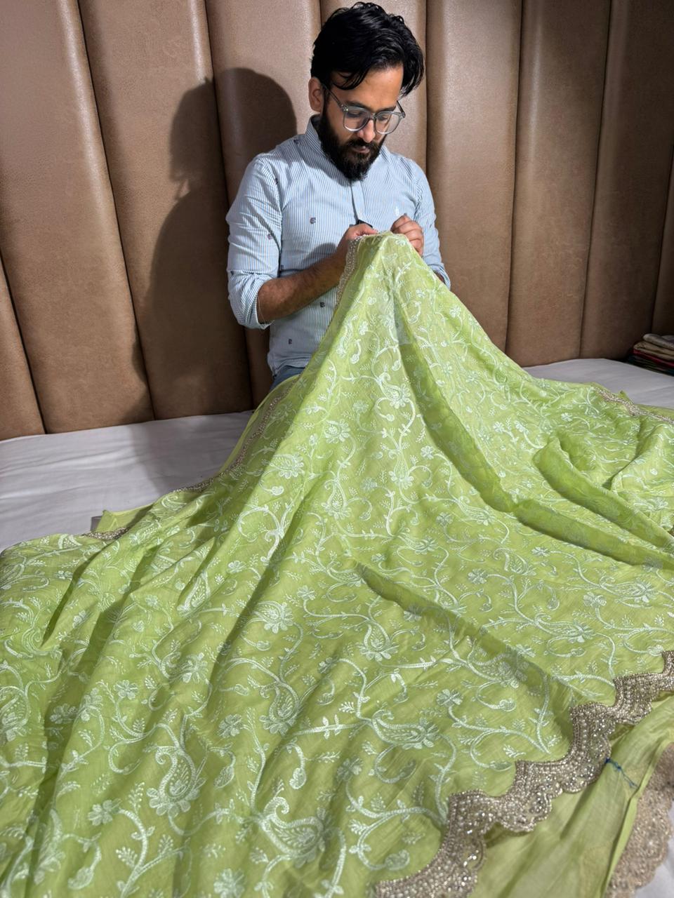 Parrot Green Mul Chanderi Chikankari Embroidered Lace Work Banarasi Saree - Image 3