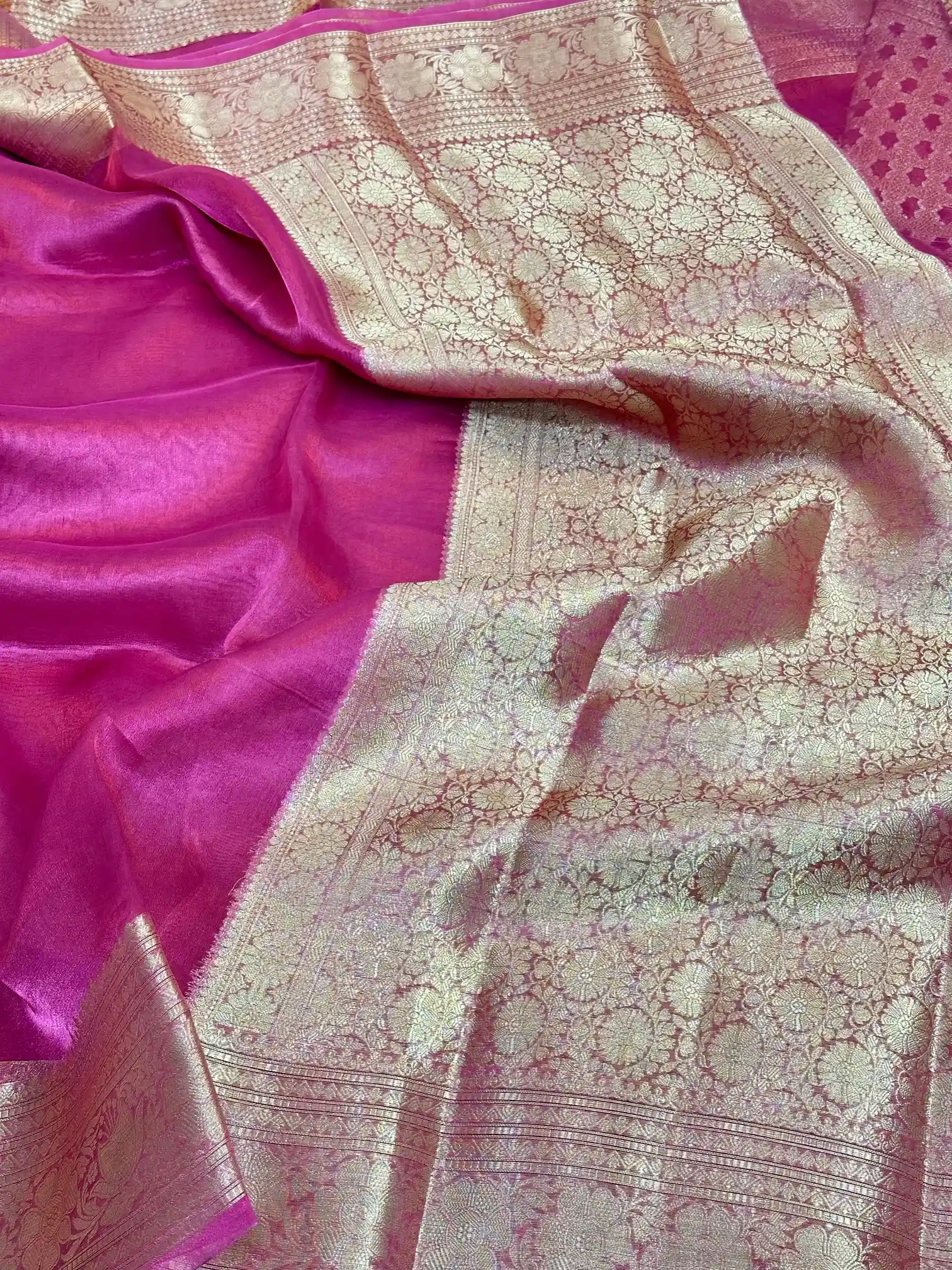 Pink Pure Tissue Silk Banarasi Saree - Image 3