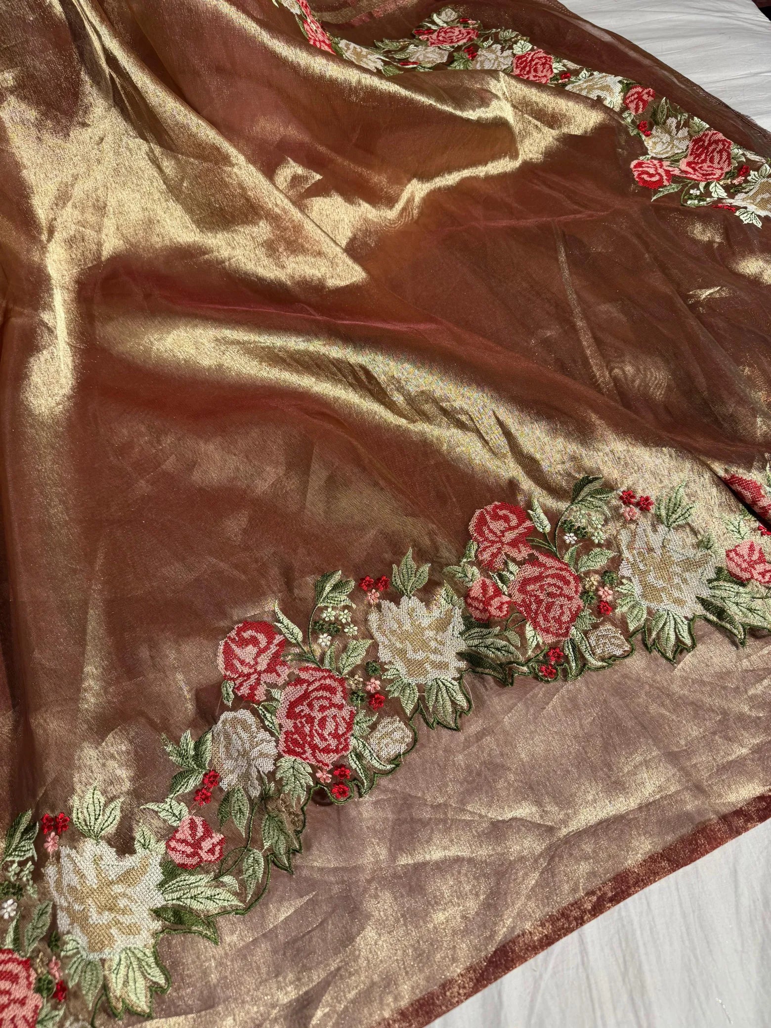 Premium banarasi crochet work tissue silk saree with scaleup border - Image 2