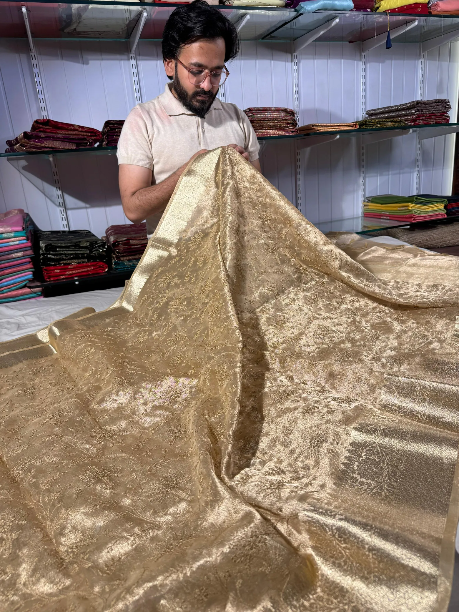 Golden Tissue Silk Embroidery Work Banarasi Saree - Image 3