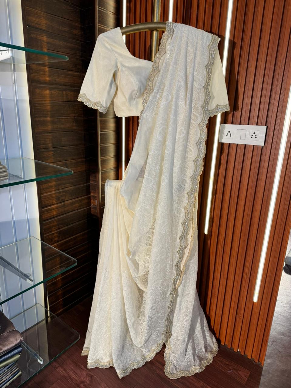 Ivory Pure Mul Chanderi Silk Lace Work Chikankari Banarasi Saree - Image 6