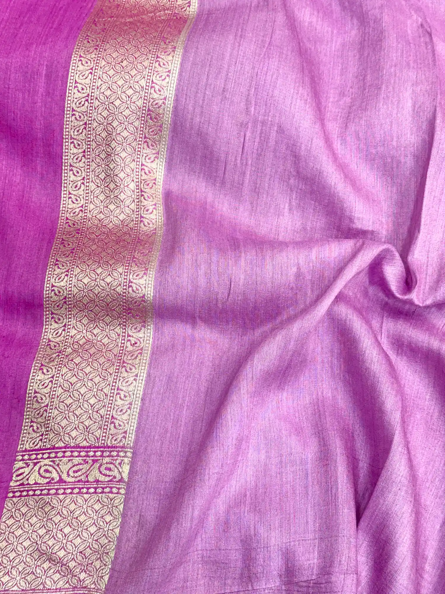 Rangkat Handbrush Dyed Munga Silk Banarasi Saree - Image 4