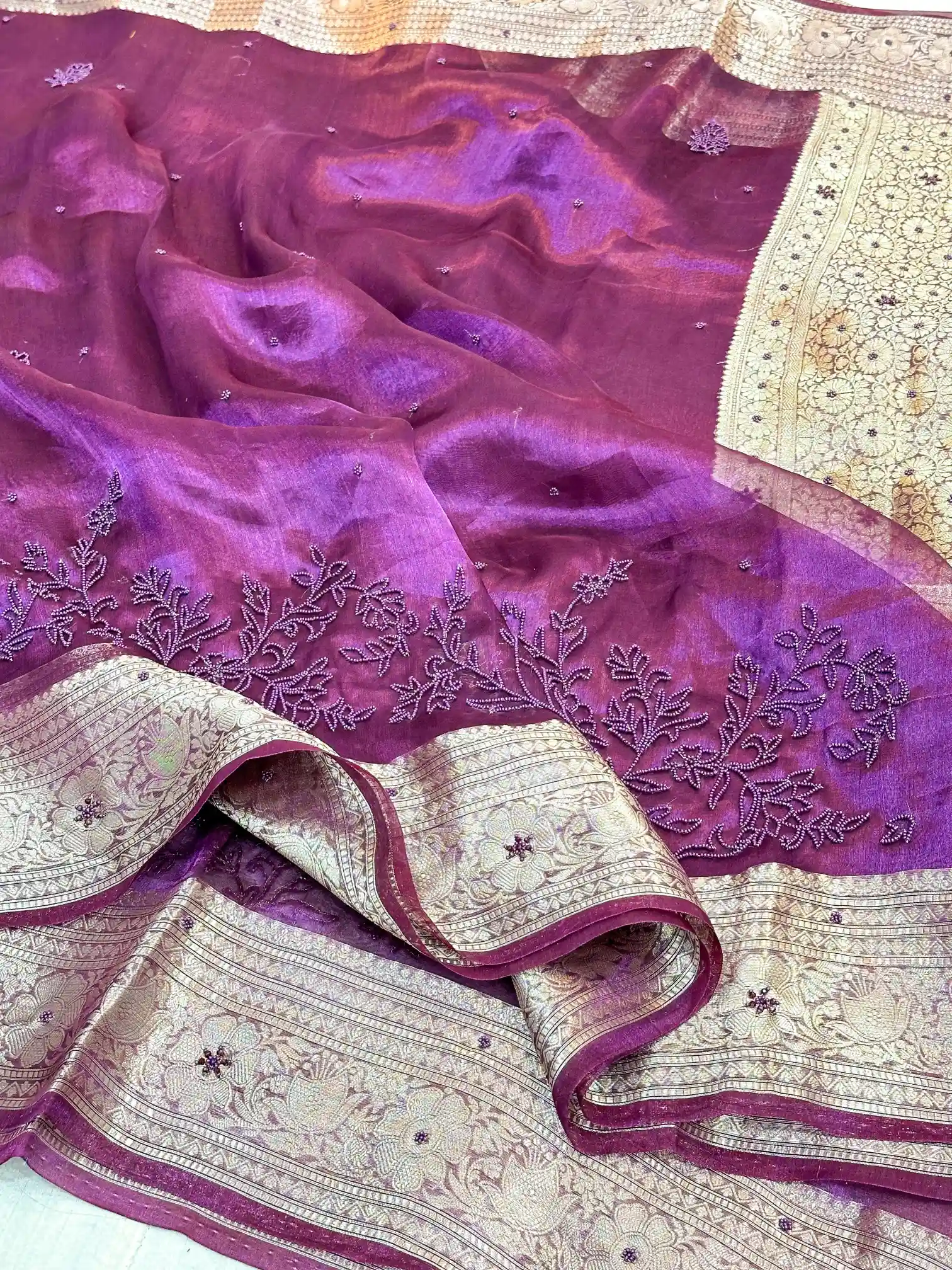 Rani Majenta Premium Handwork Pure Tissue Silk Banarasi Saree - Image 5