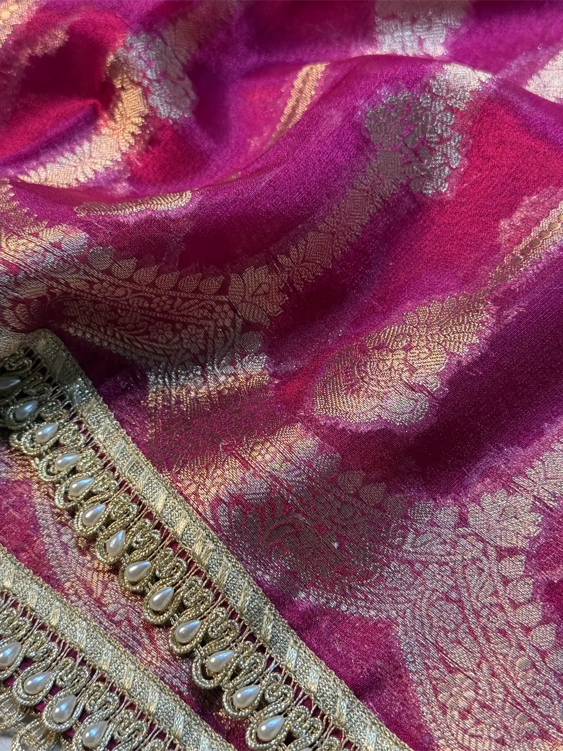 Rani Pink Soft Tissue Silk Heritage Weave Lace Work Banarasi Saree - Image 2