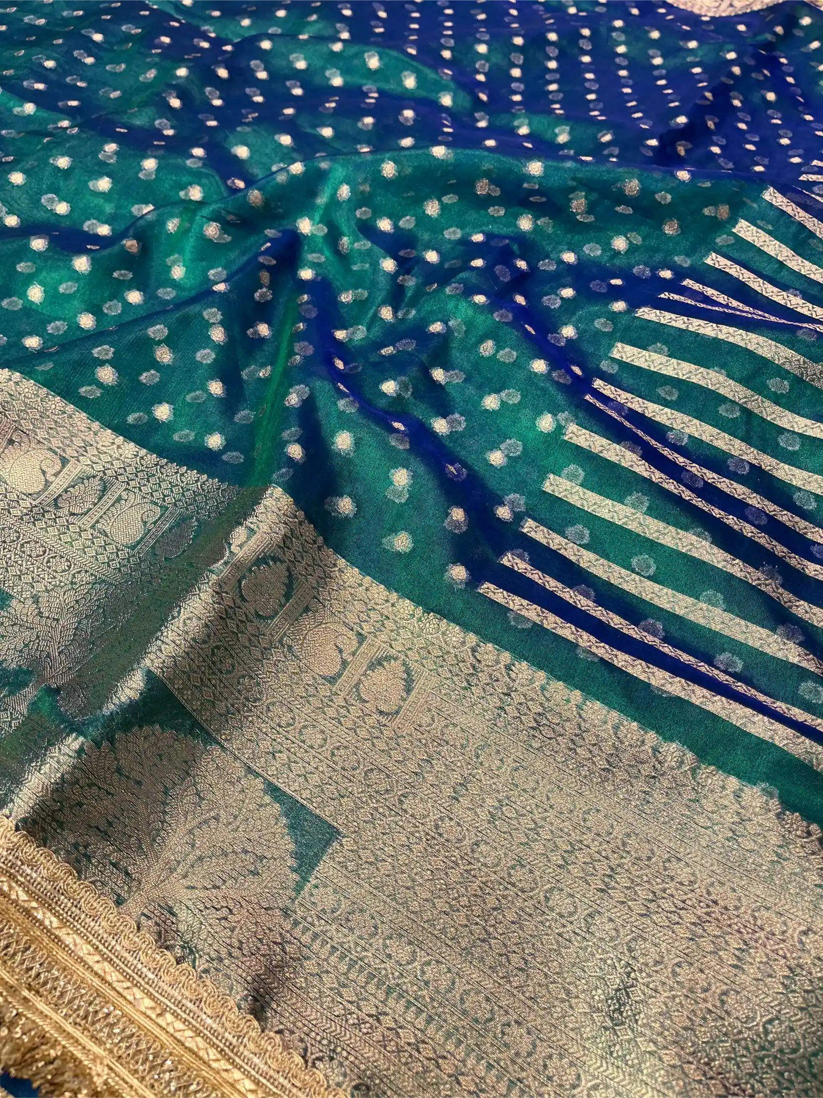 Rare Peacock Shade Tissue Silk Designer Lace Work Banarasi Saree - Image 3