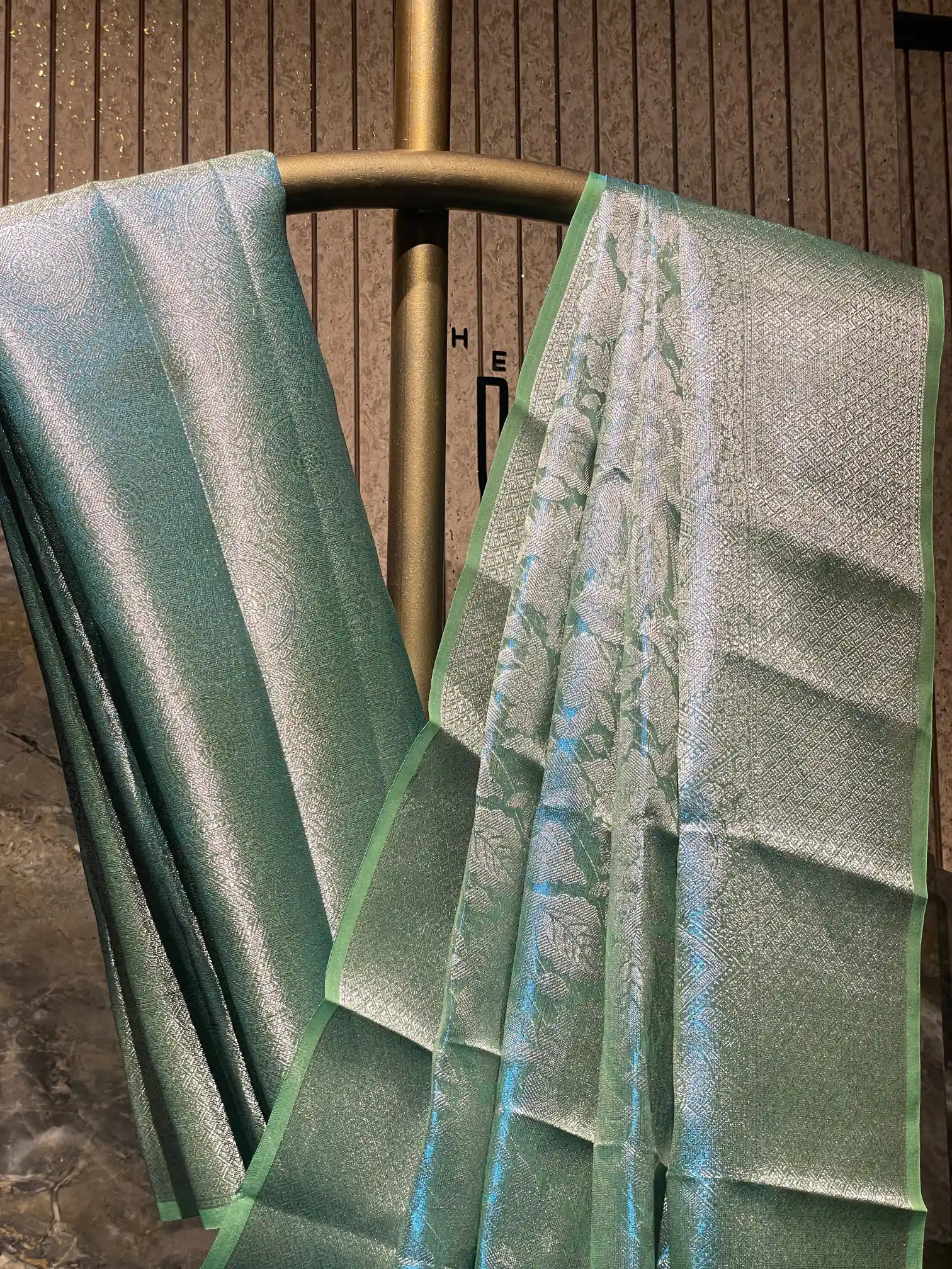 Ready To Wear Dual Shaded Glass Tissue Silk Banarasi Saree - Image 2