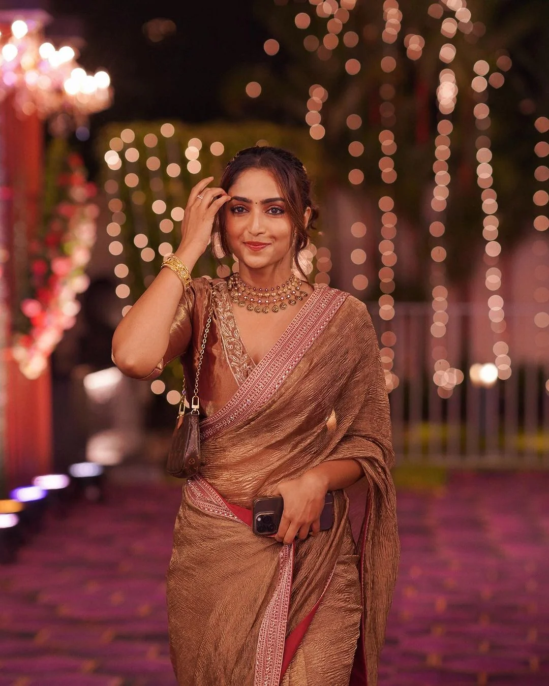 Reba John Inpired Tissue Crush saree with lace work - Image 5