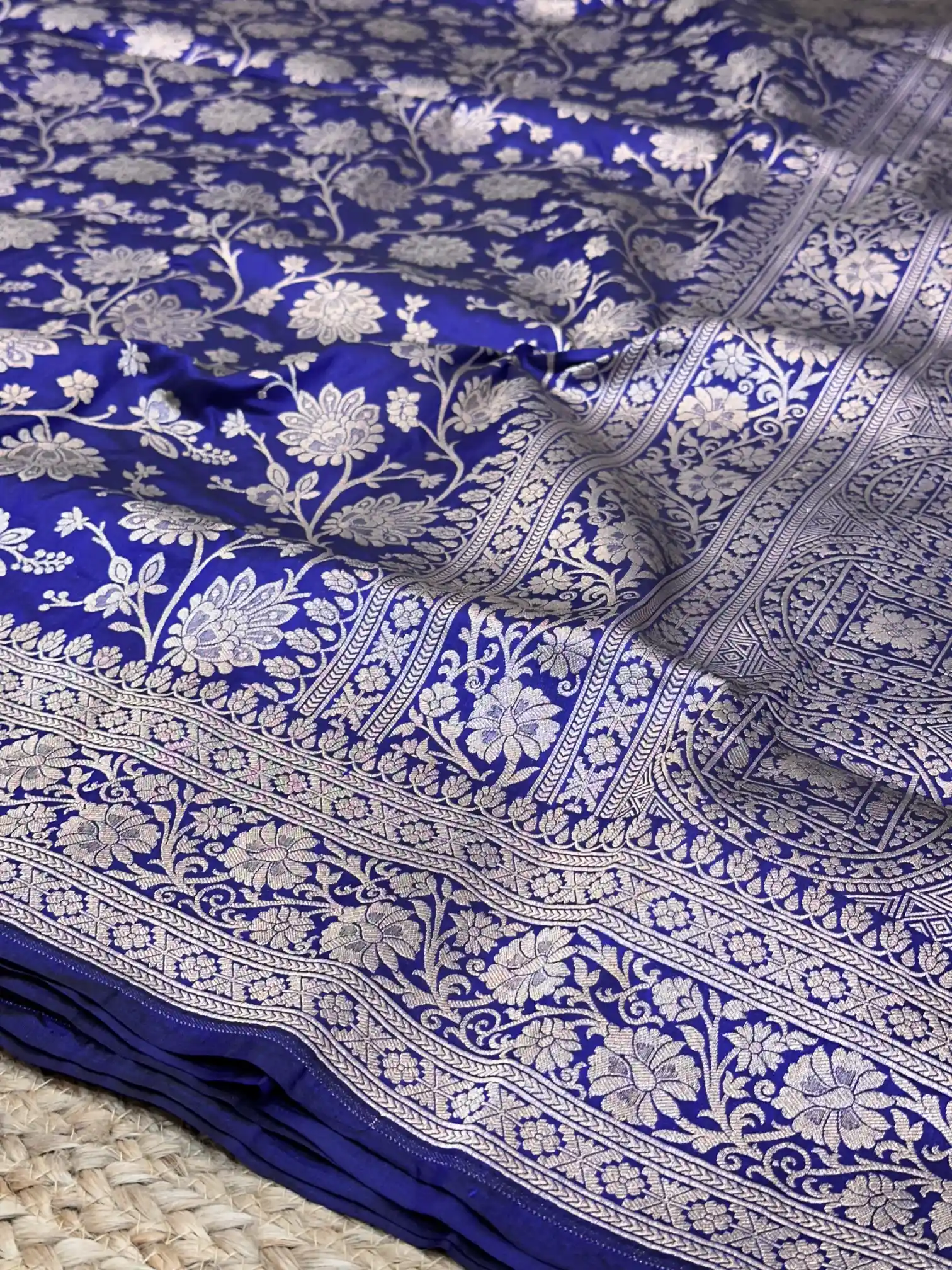 Royal Blue Heritage Pure Katan Silk Banarasi Saree - Image 4